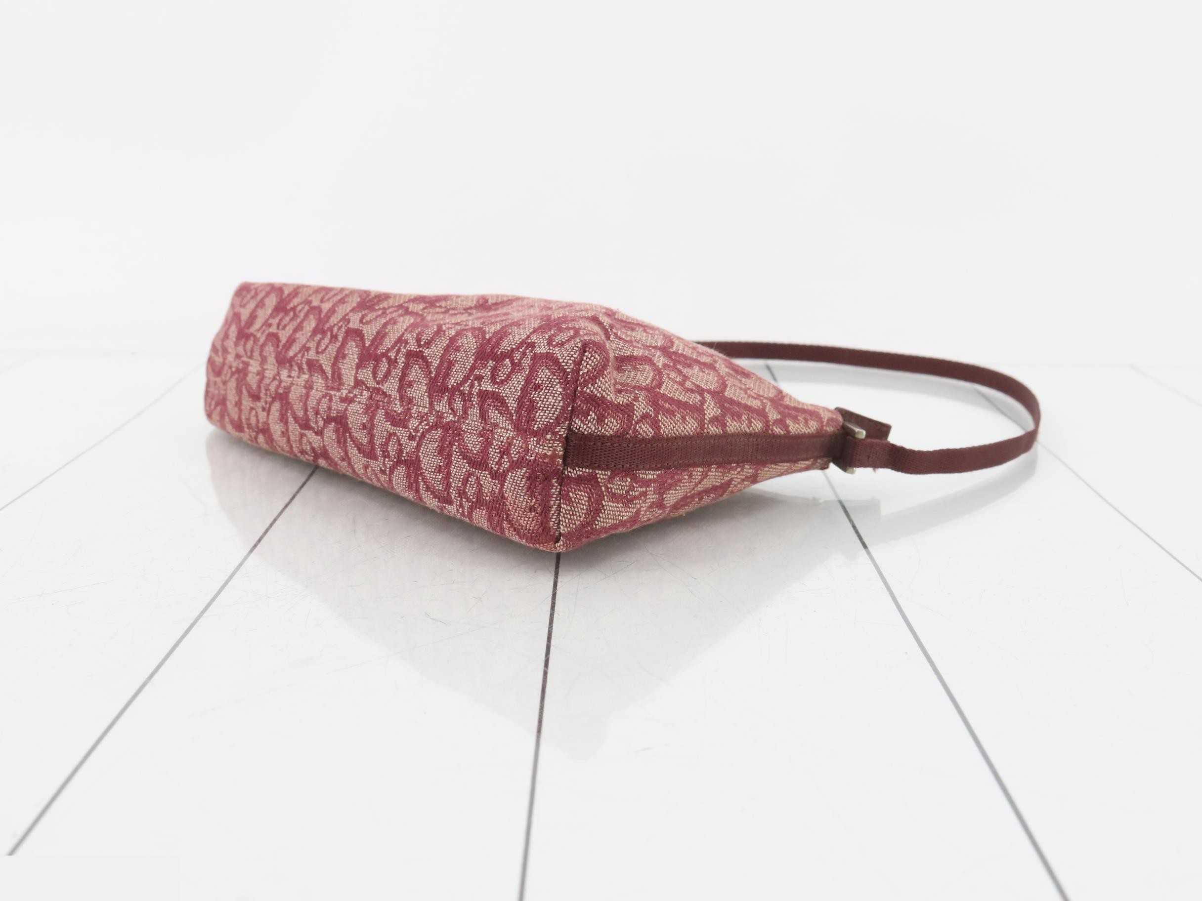 Trotter Shoulder Bag, Red — view 6