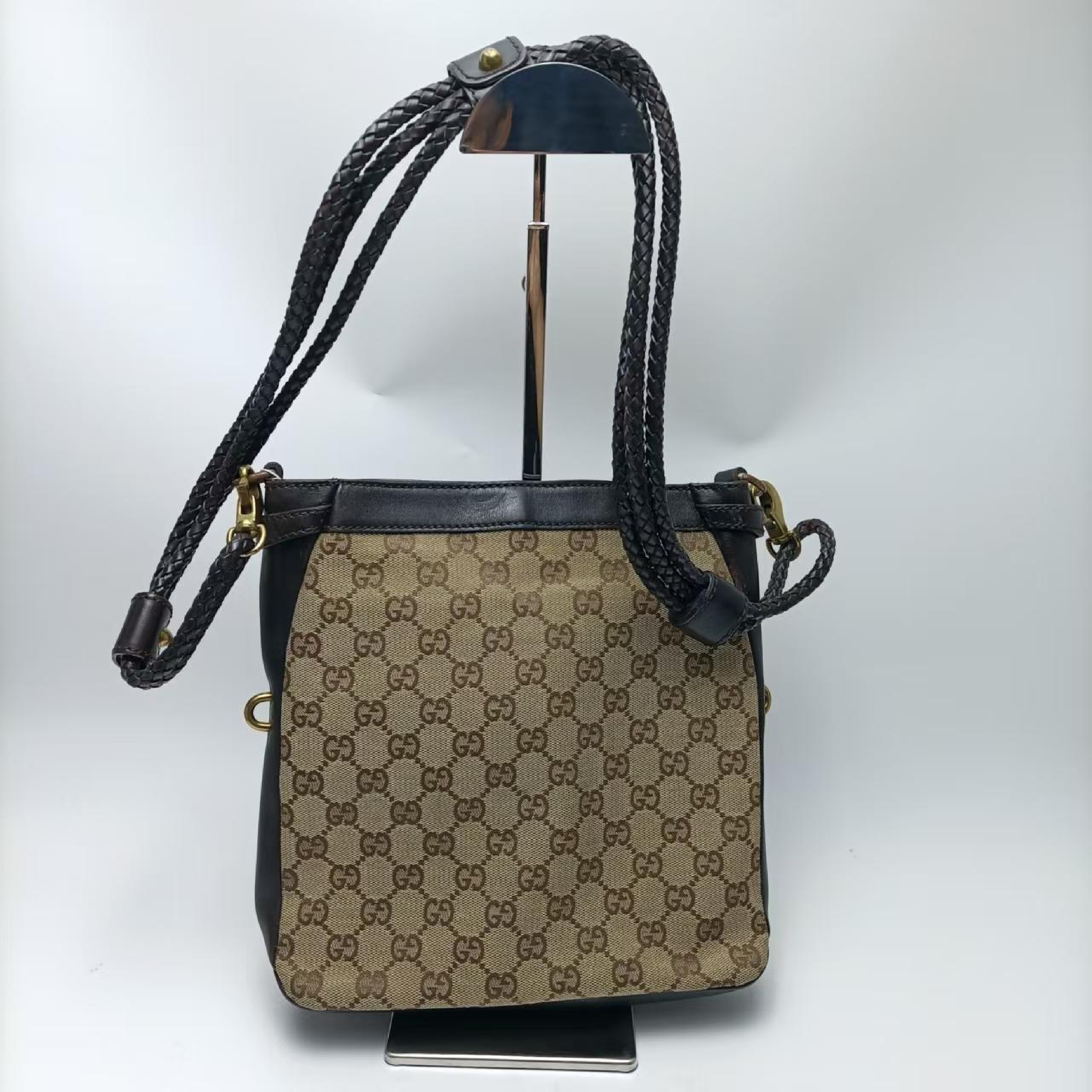 other line canvas shoulder bag 109106 shoulder bag — view 2