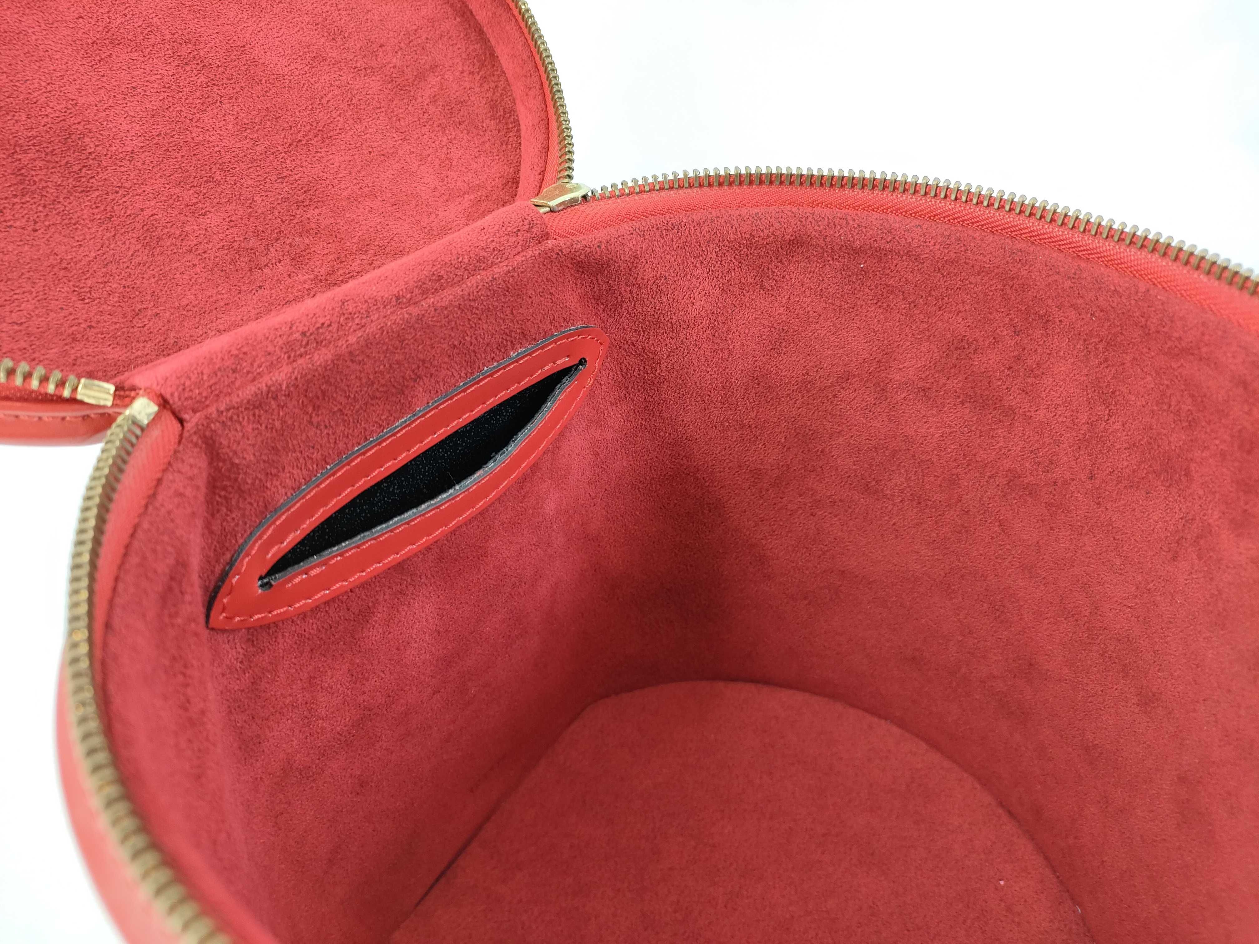 Epi M48037 Cannes Vanity Bag — view 11