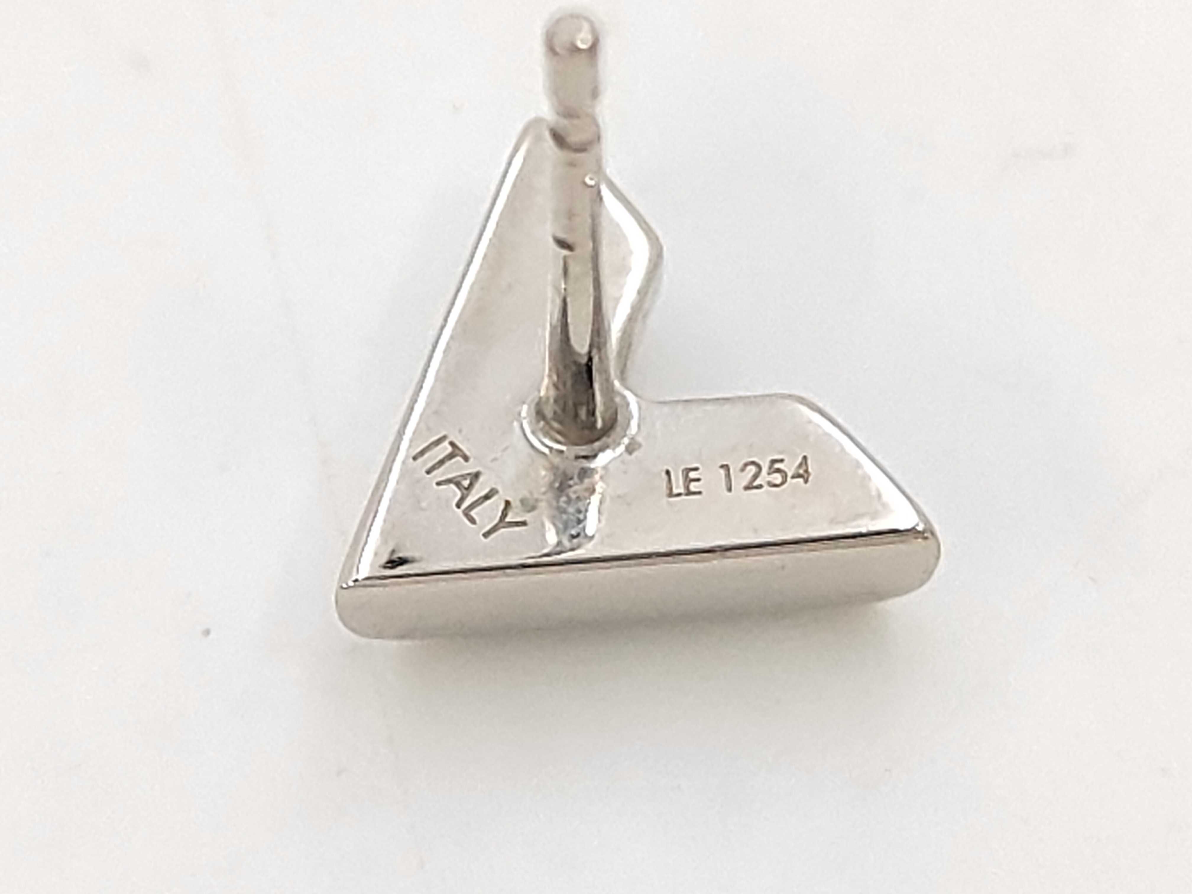 M63208 Essential Earrings — view 5