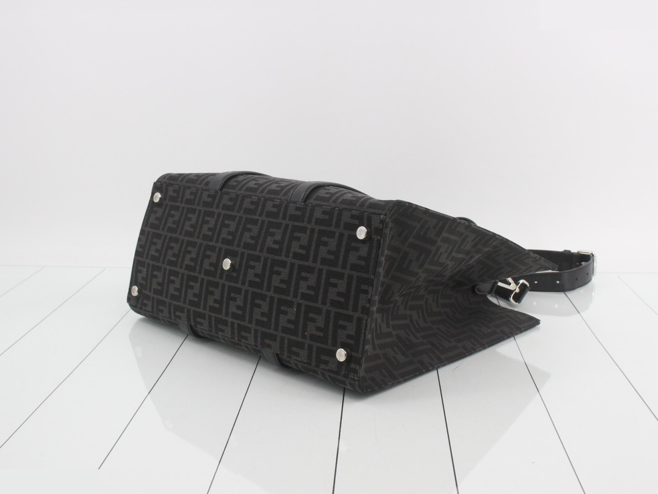 Other lines: Bags and shoulder bags — view 6