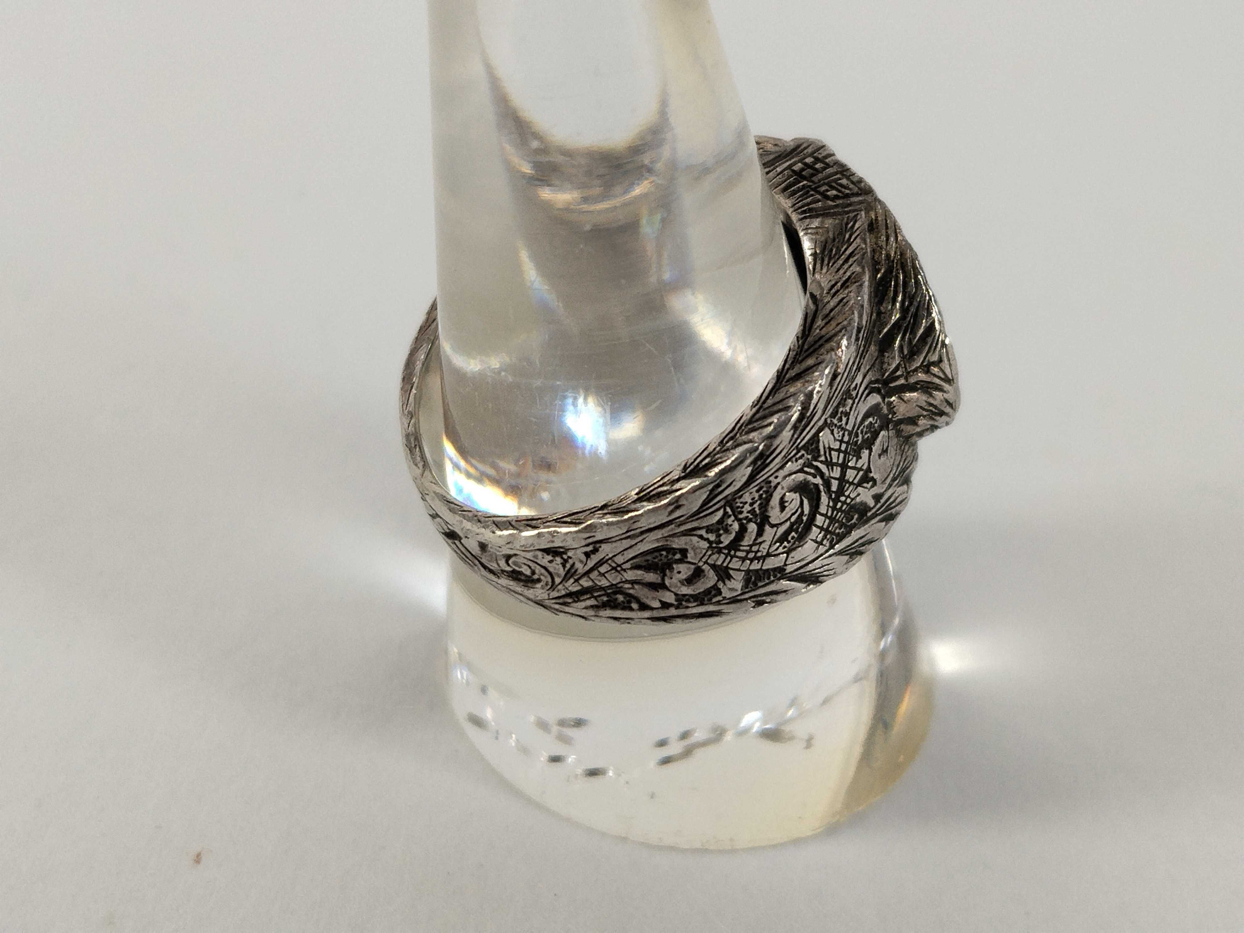 Arabesque Interlocking G Ring, SV925, Size #20, 12.1g. — view 3