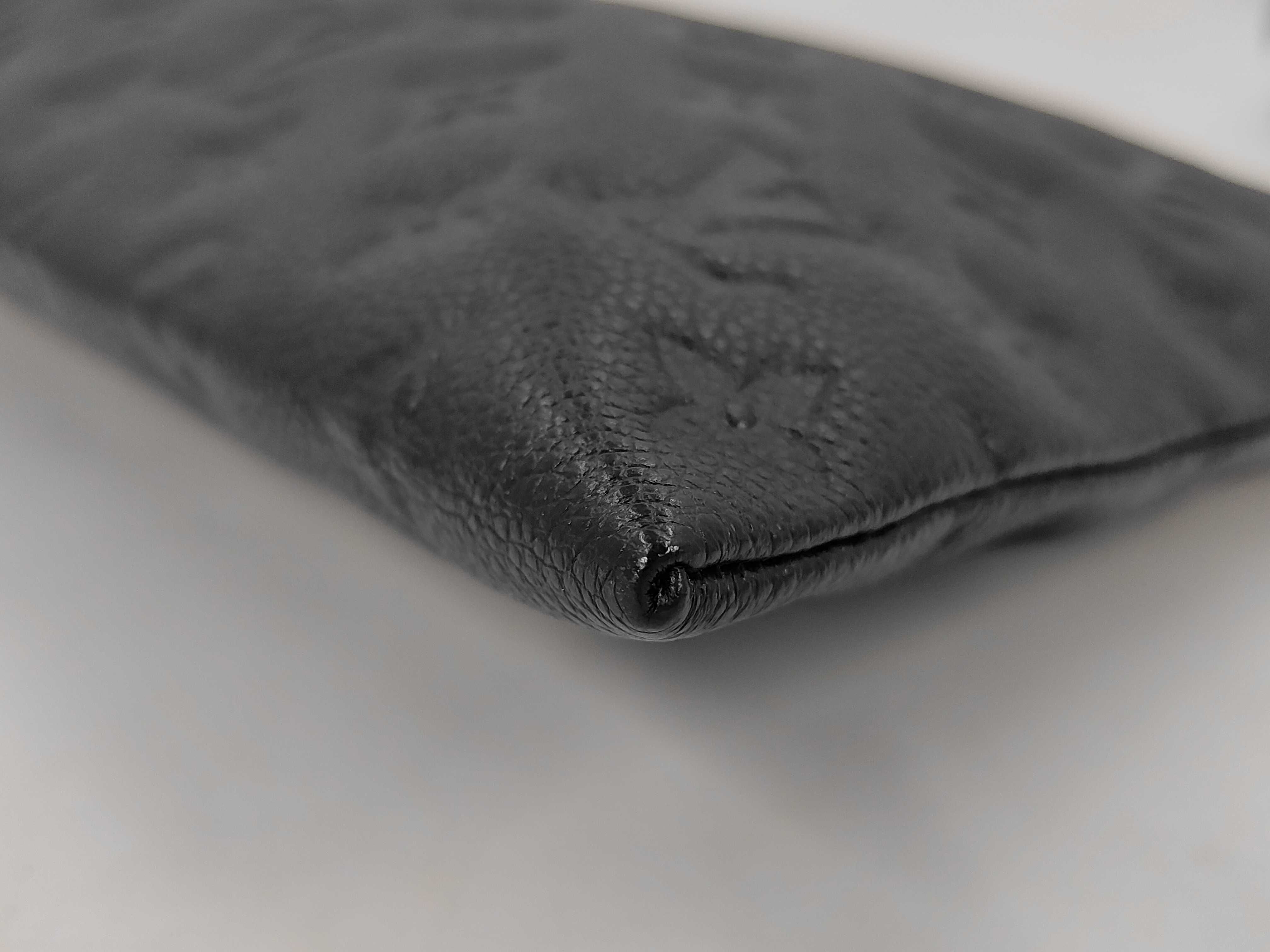 SLG EMPREINTE M62937 DAILY POUCH BLACK RFID Clutch Bag — view 3