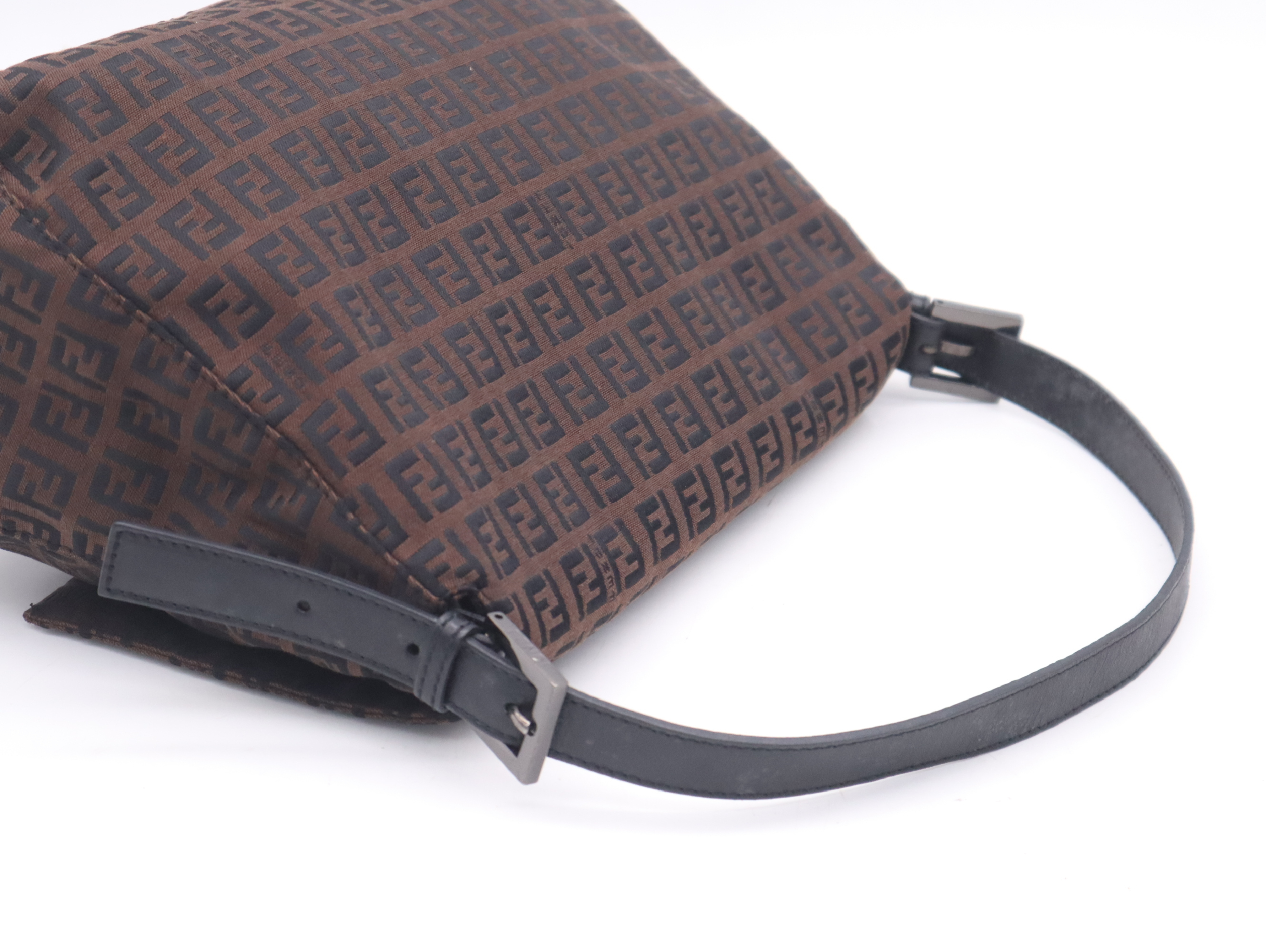Canvas Zucchino Mamma Bucket Shoulder Bag — view 6