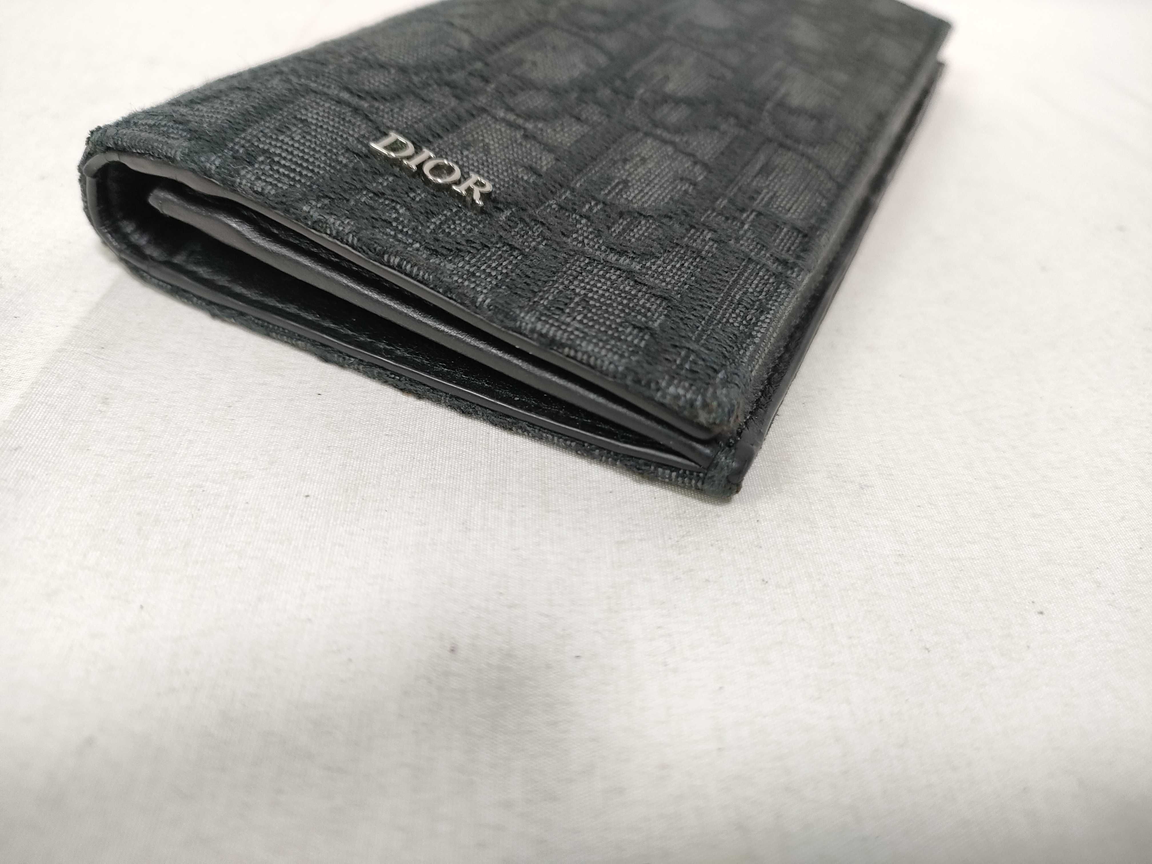 Trotter Pattern Bi-fold Long Wallet — view 3