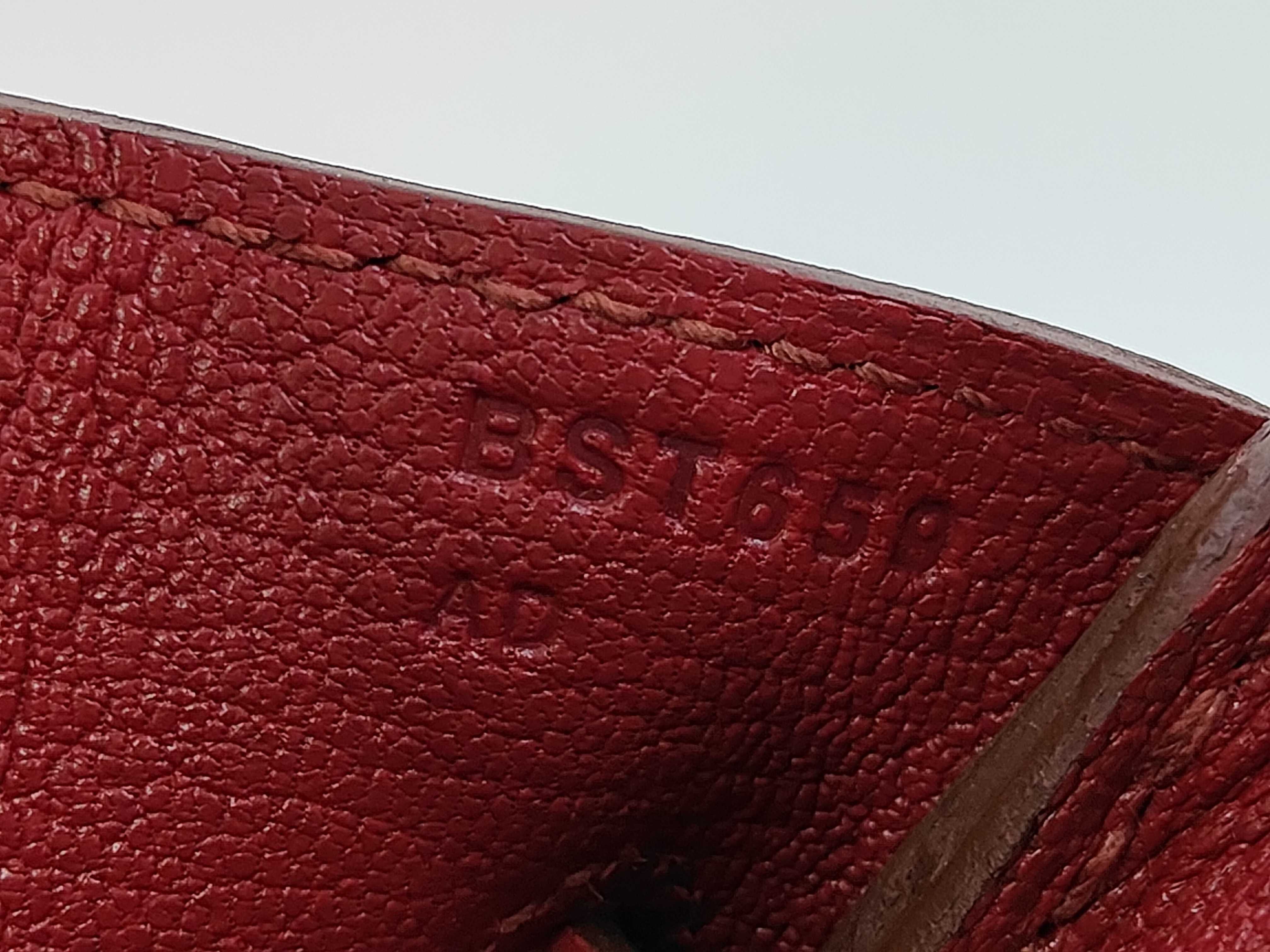 Birkin 30 Togo Ruby Gold Hardware B Stamp Handbag — view 15