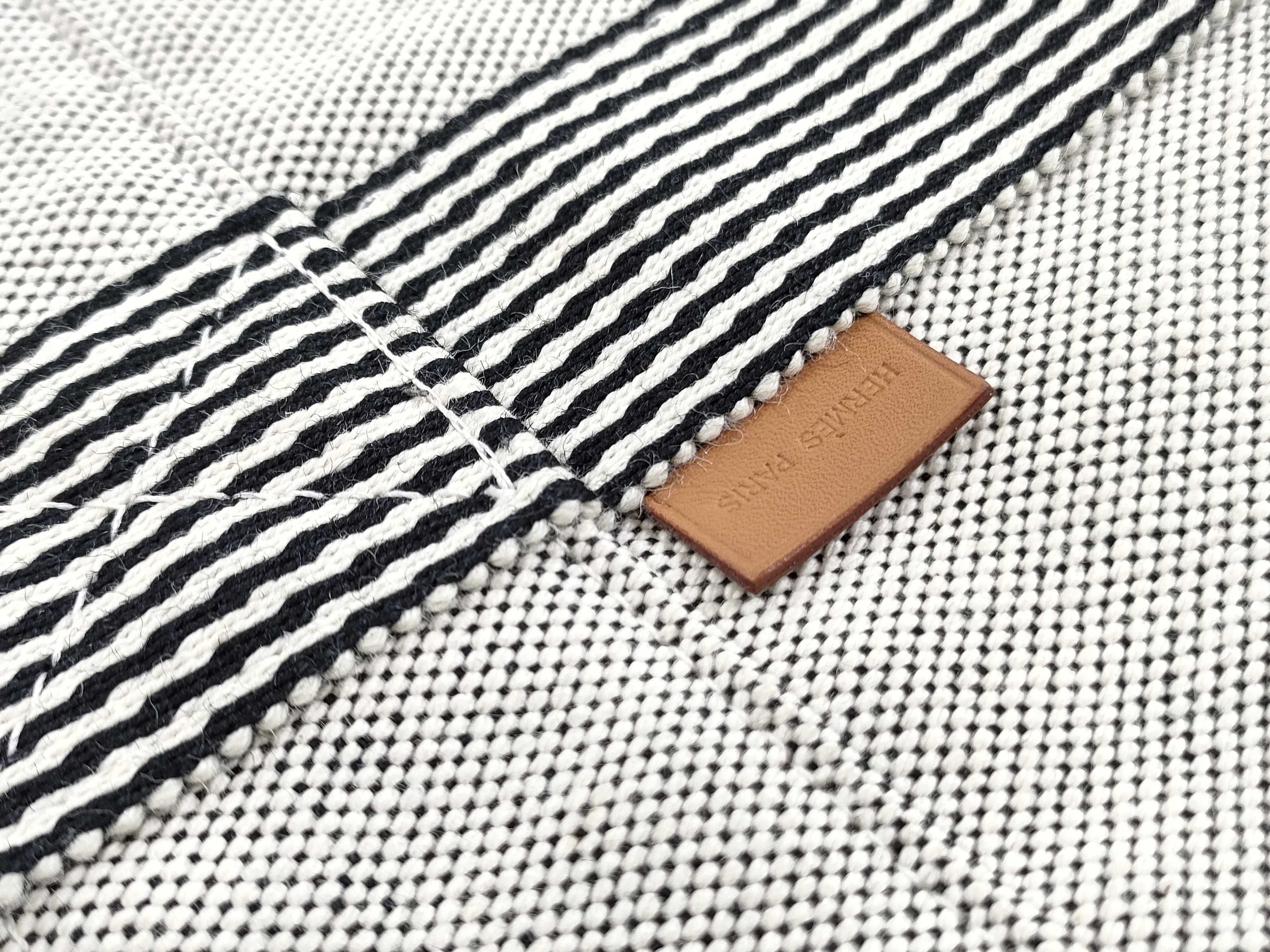 Fool Toe New Fool Toe PM Handbag — view 14