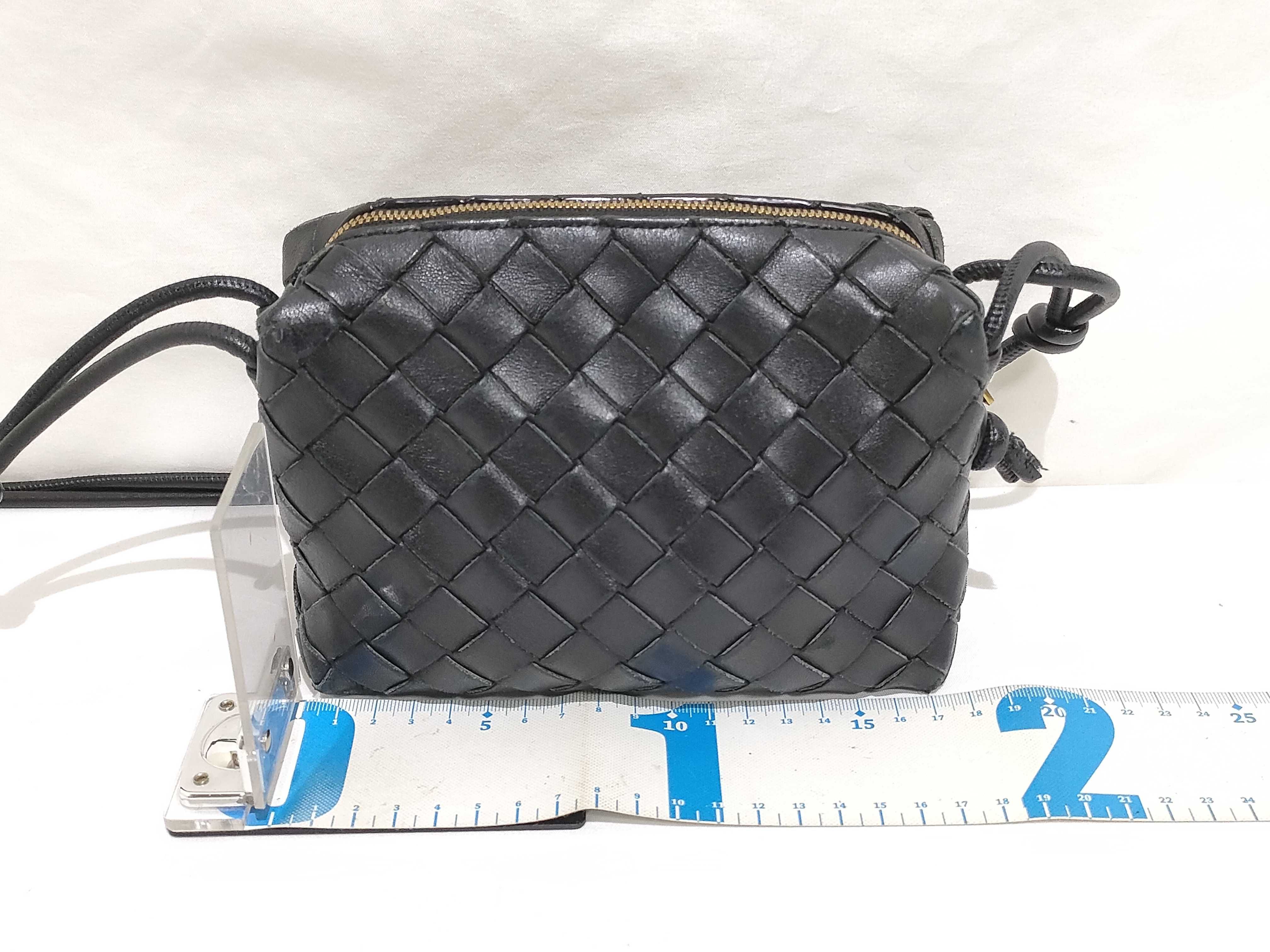 Intrecciato Leather Shoulder Bag, Black — view 2