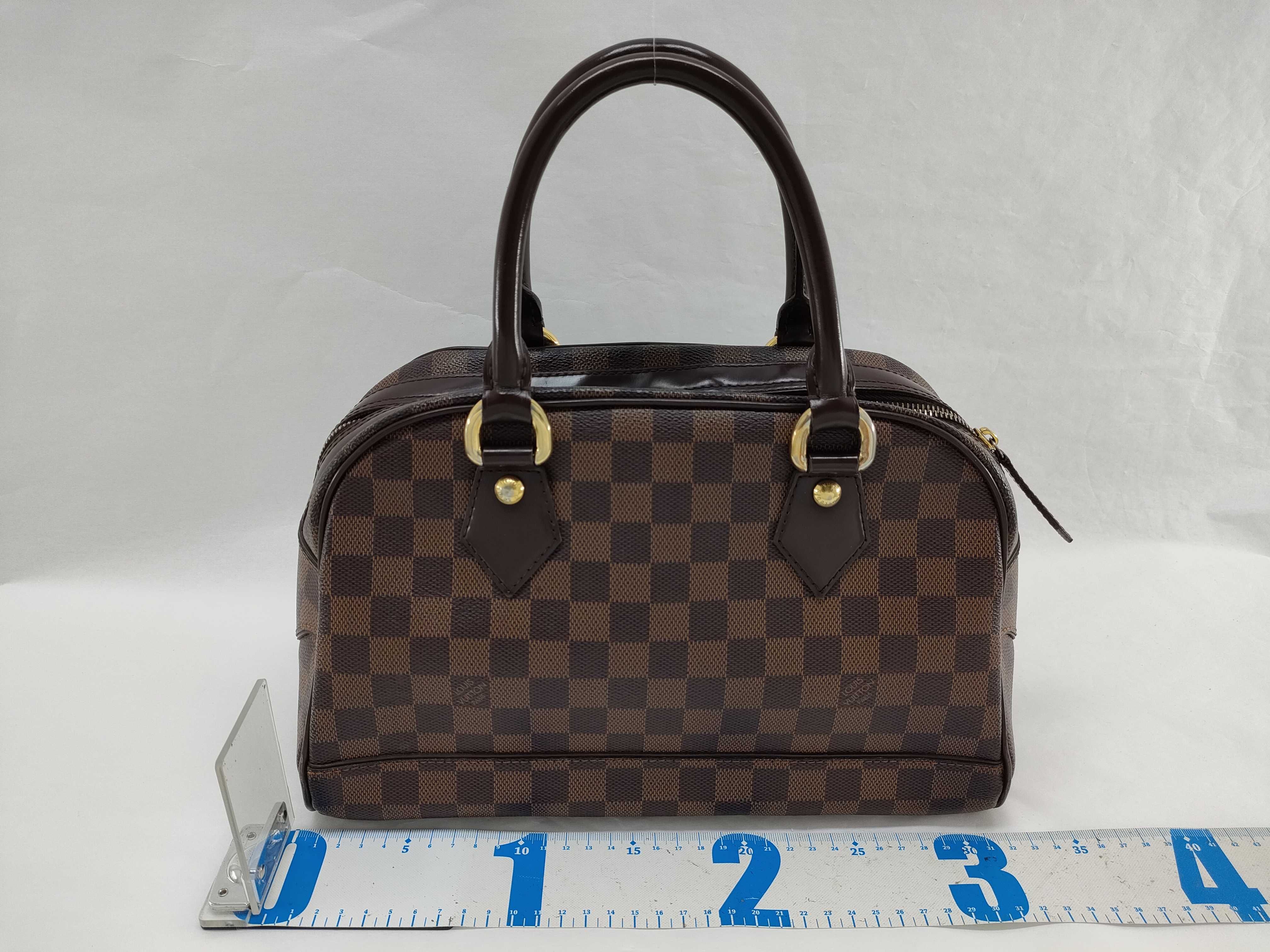 Damier Louis Vuitton Damier Handbag — view 2