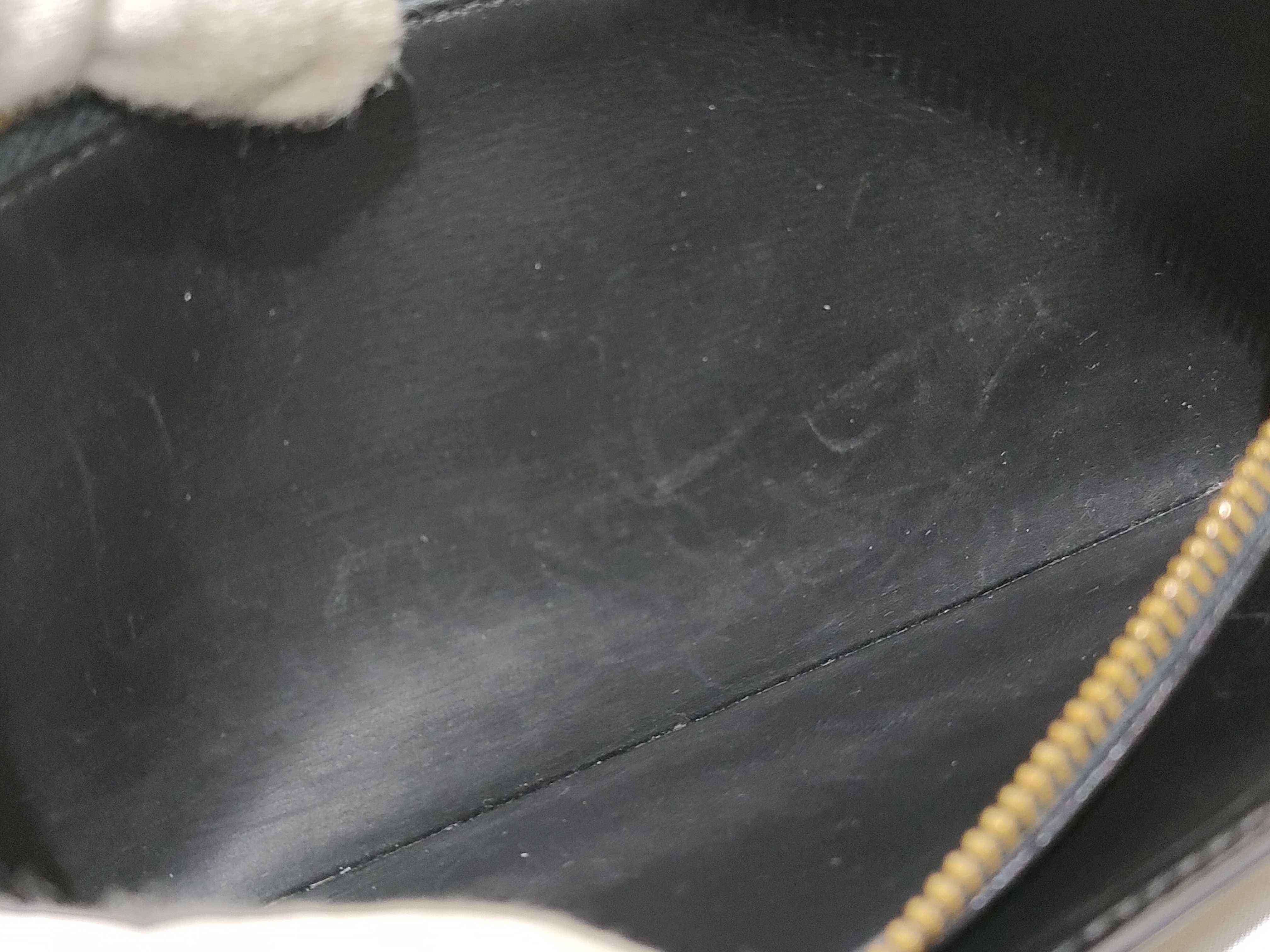 Epi Wallet, Louis Vuitton Epi Wallet — view 11