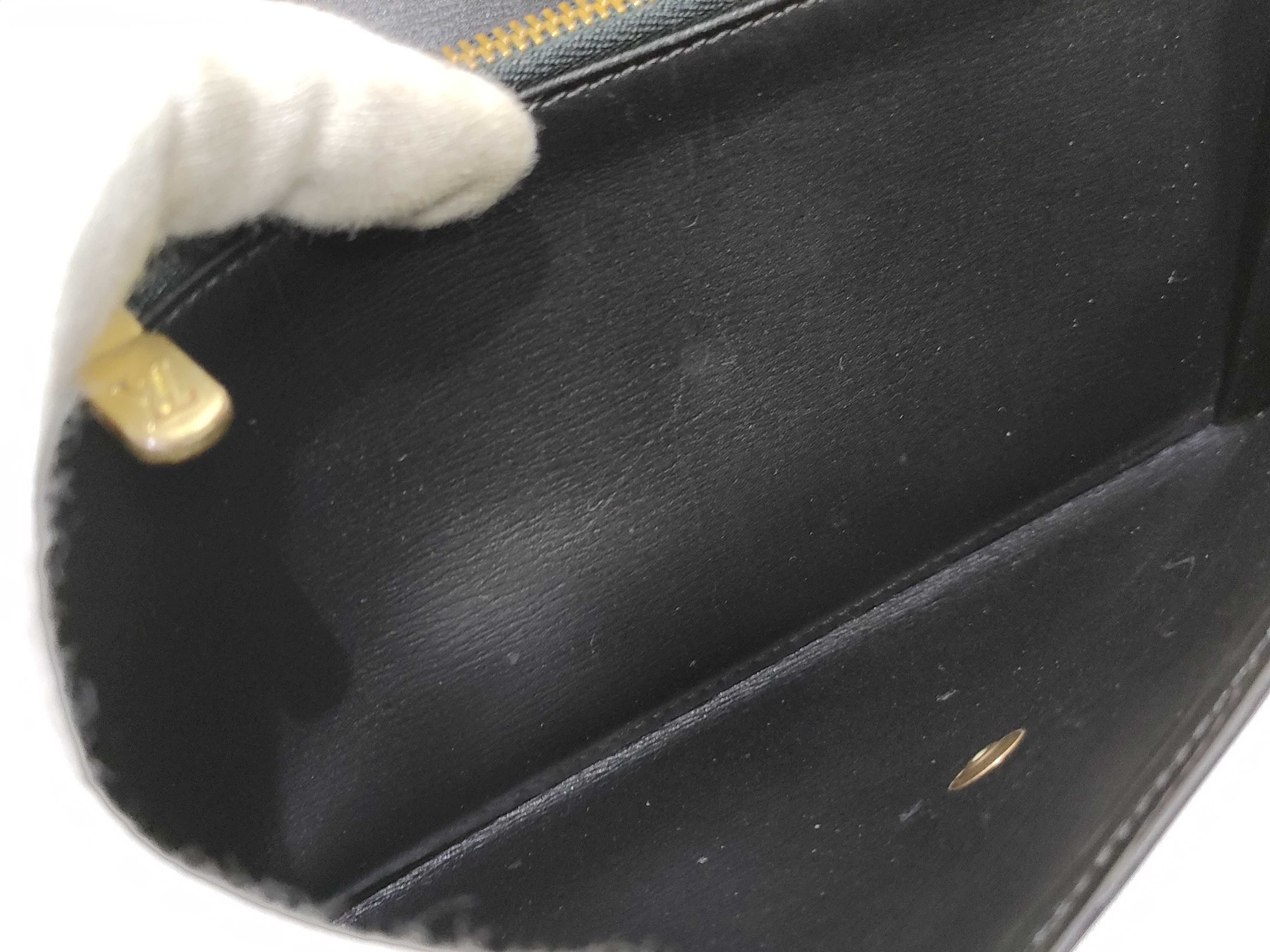 Epi Wallet, Louis Vuitton Epi Wallet — view 13