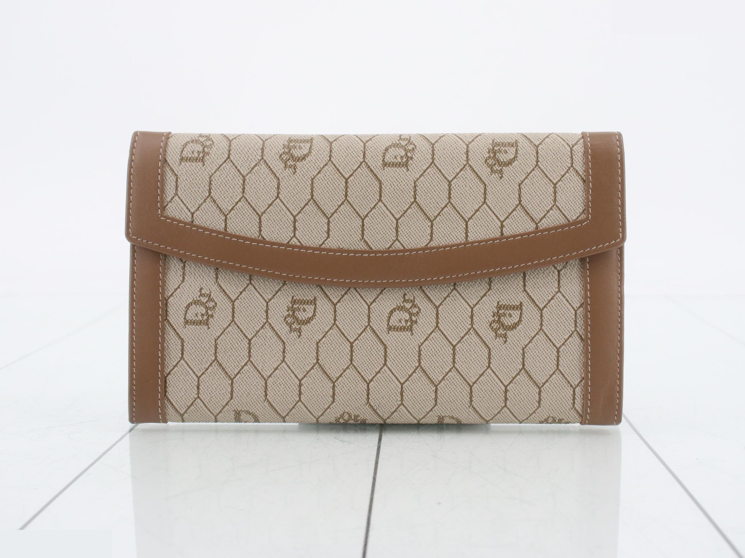 long wallet