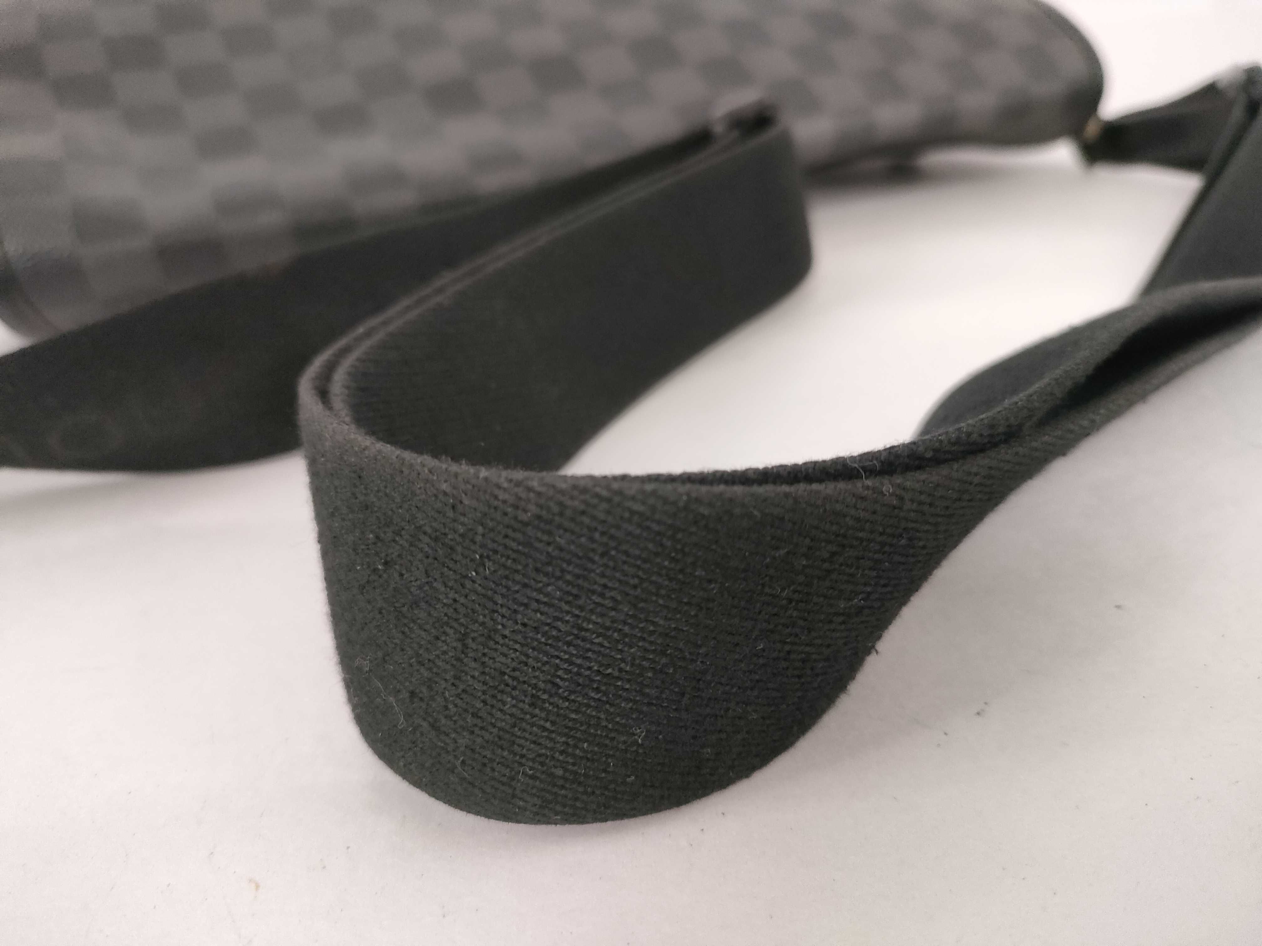 Damier Graphite Shoulder Bag, Black — view 4