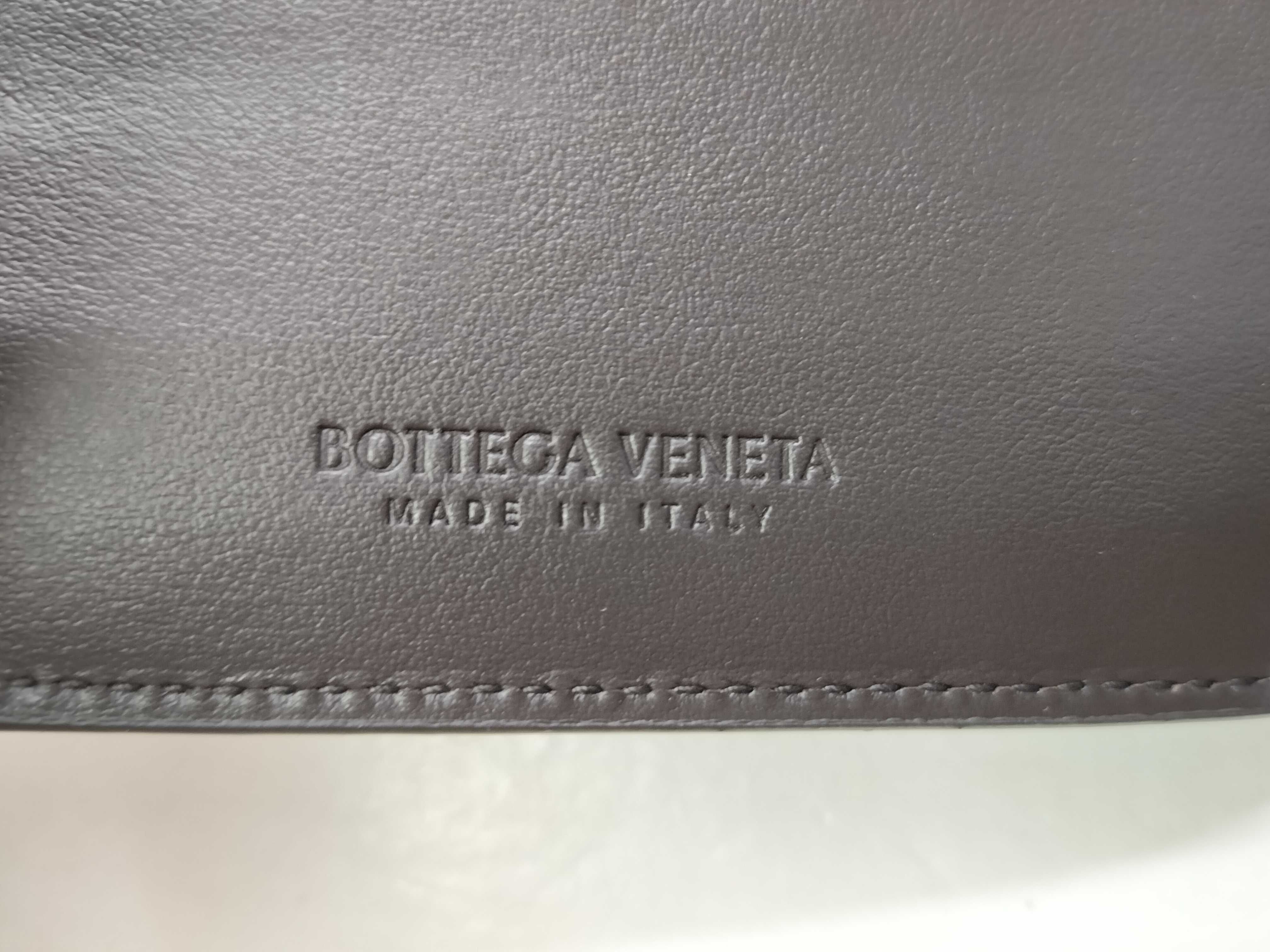 Intrecciato Maxi Leather Bi-fold Wallet in Brown. Includes: Box, Dust Bag. — view 12