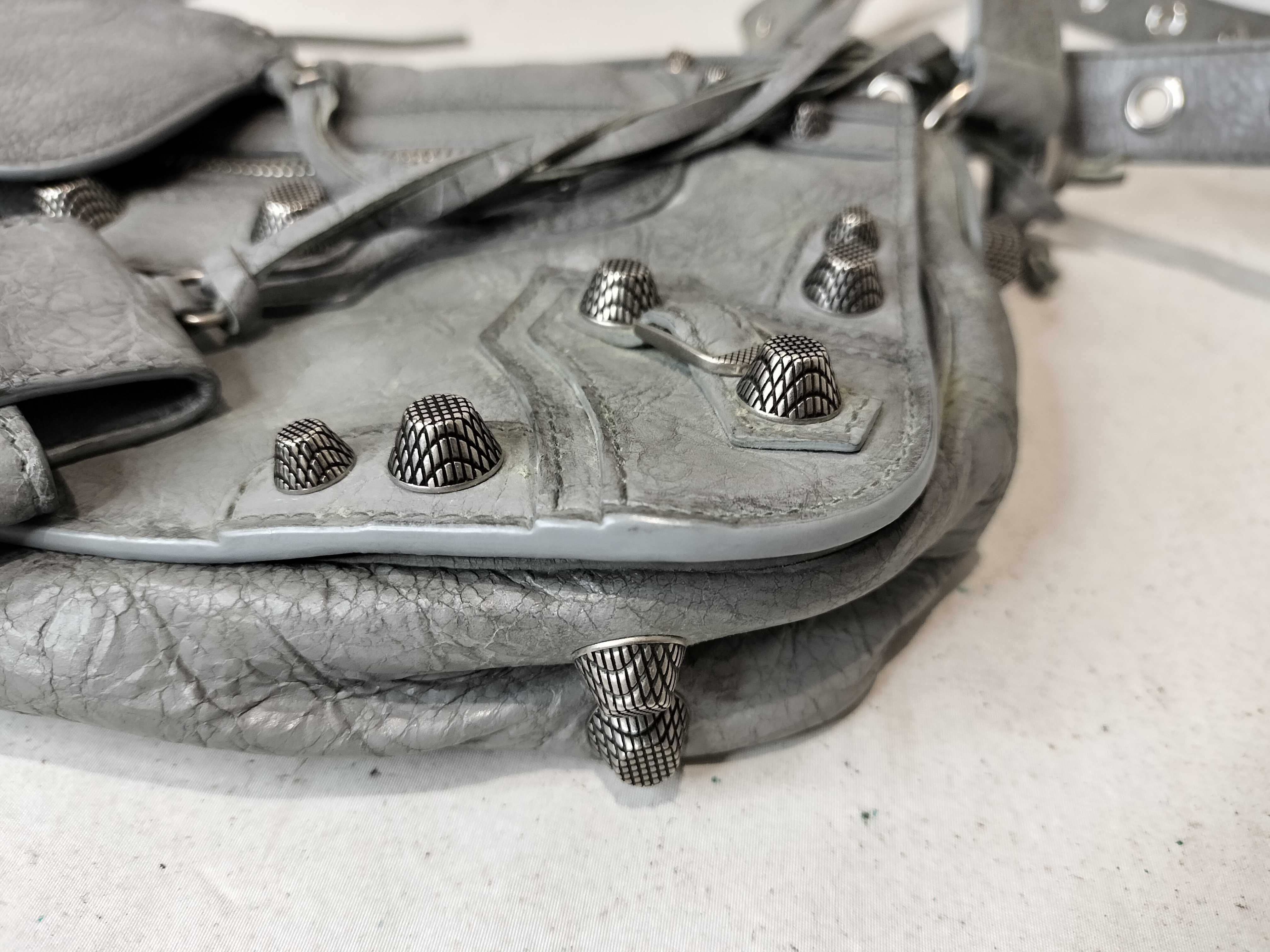 Le Cagole Flap Bag XS (Balenciaga Le Cagole Shoulder Bag) — view 6