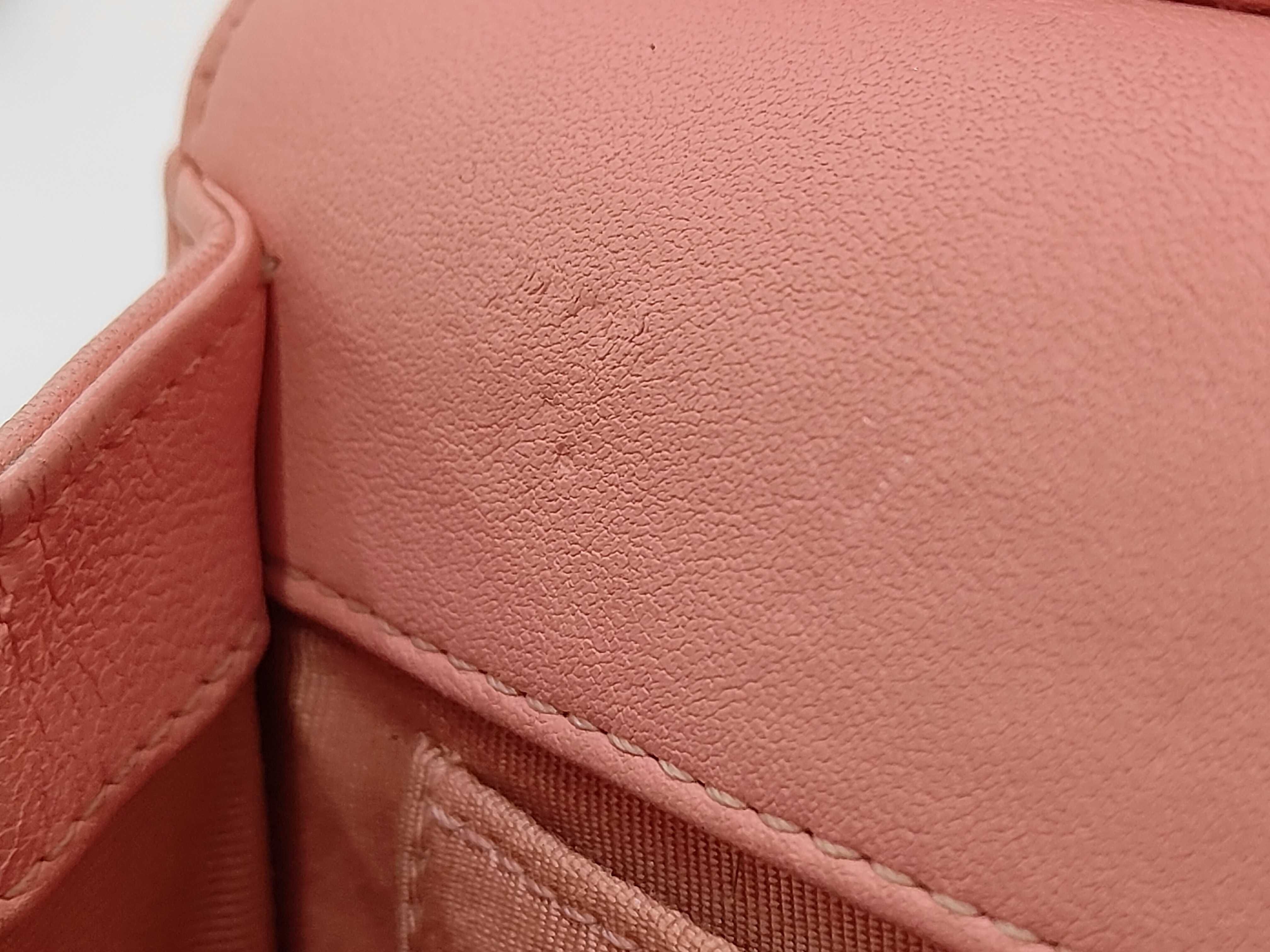 Matelasse Pearl Pink Chain Shoulder Bag — view 9