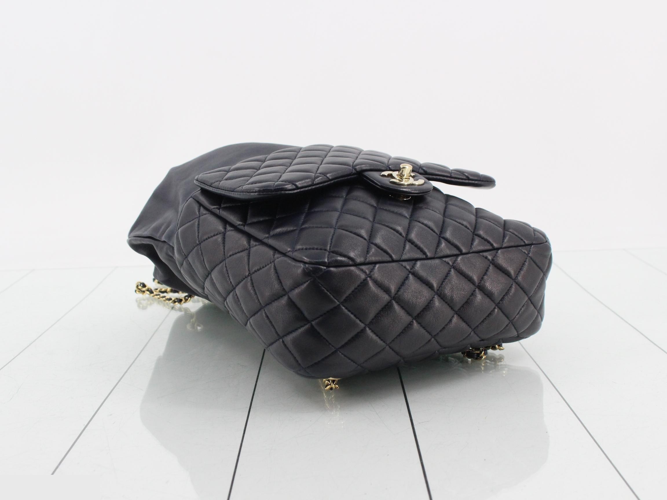 Matelassé Chain Backpack — view 5