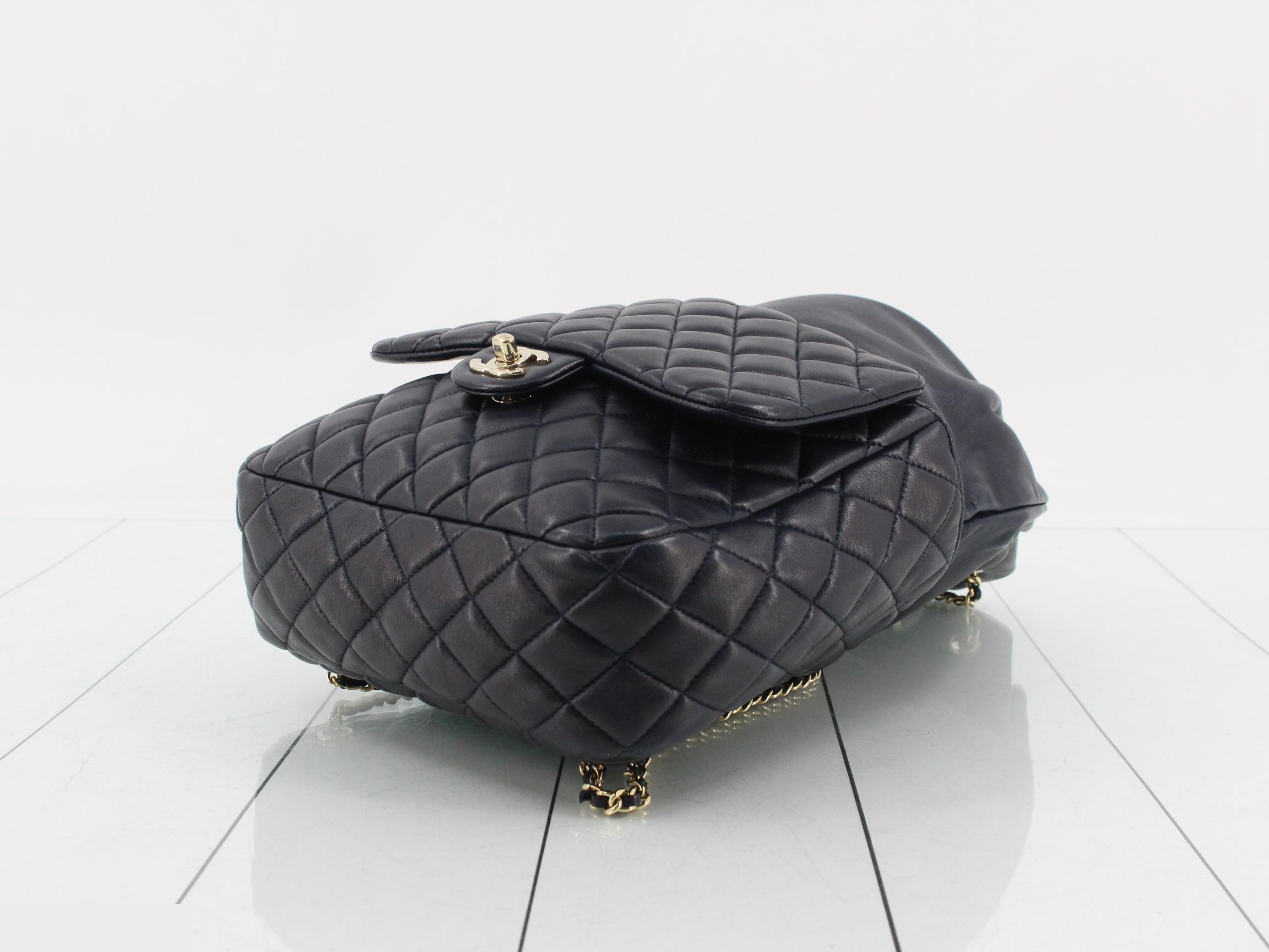 Matelassé Chain Backpack — view 6