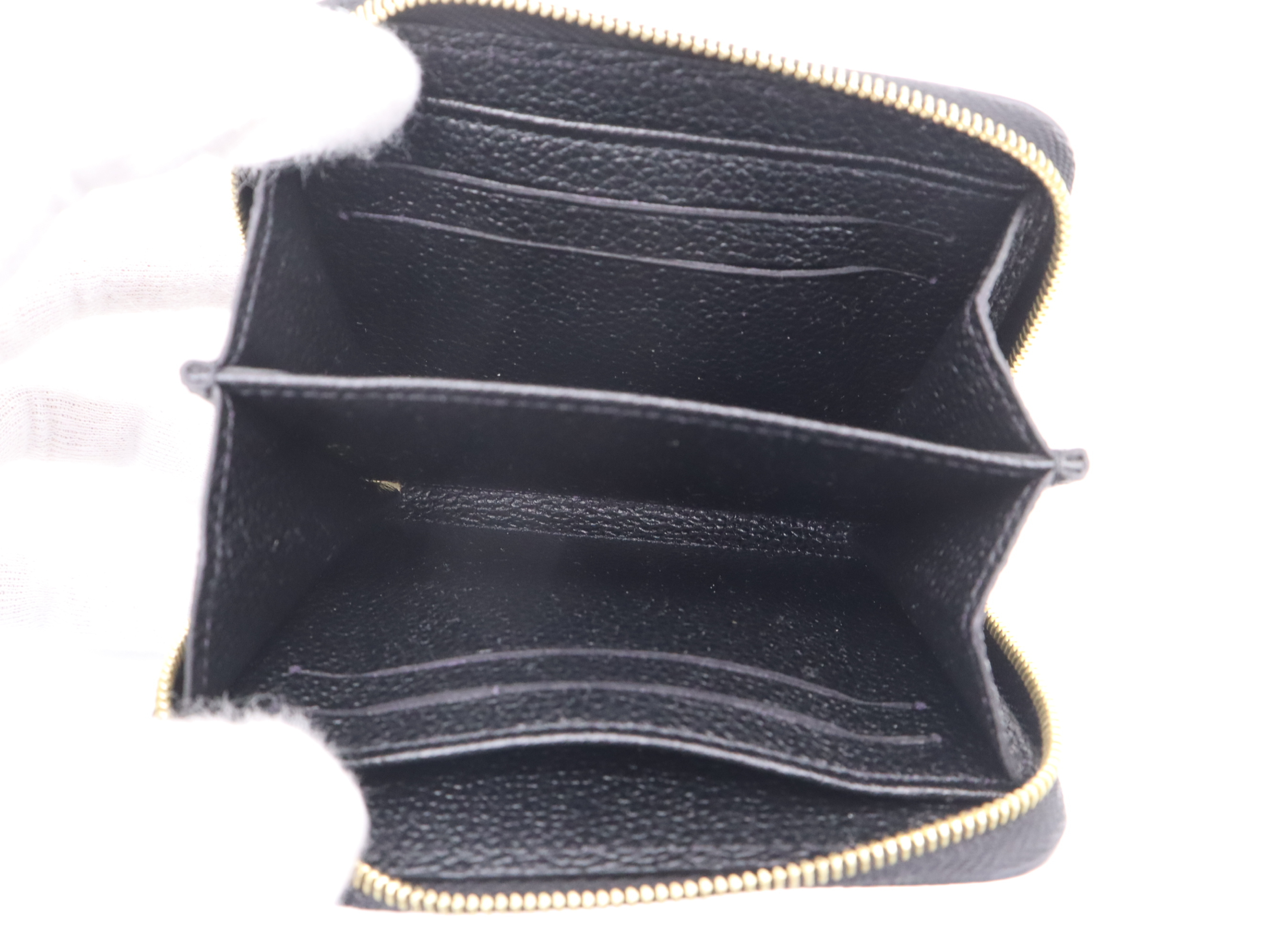 M60574 Empreinte Zippy Coin Case — view 7
