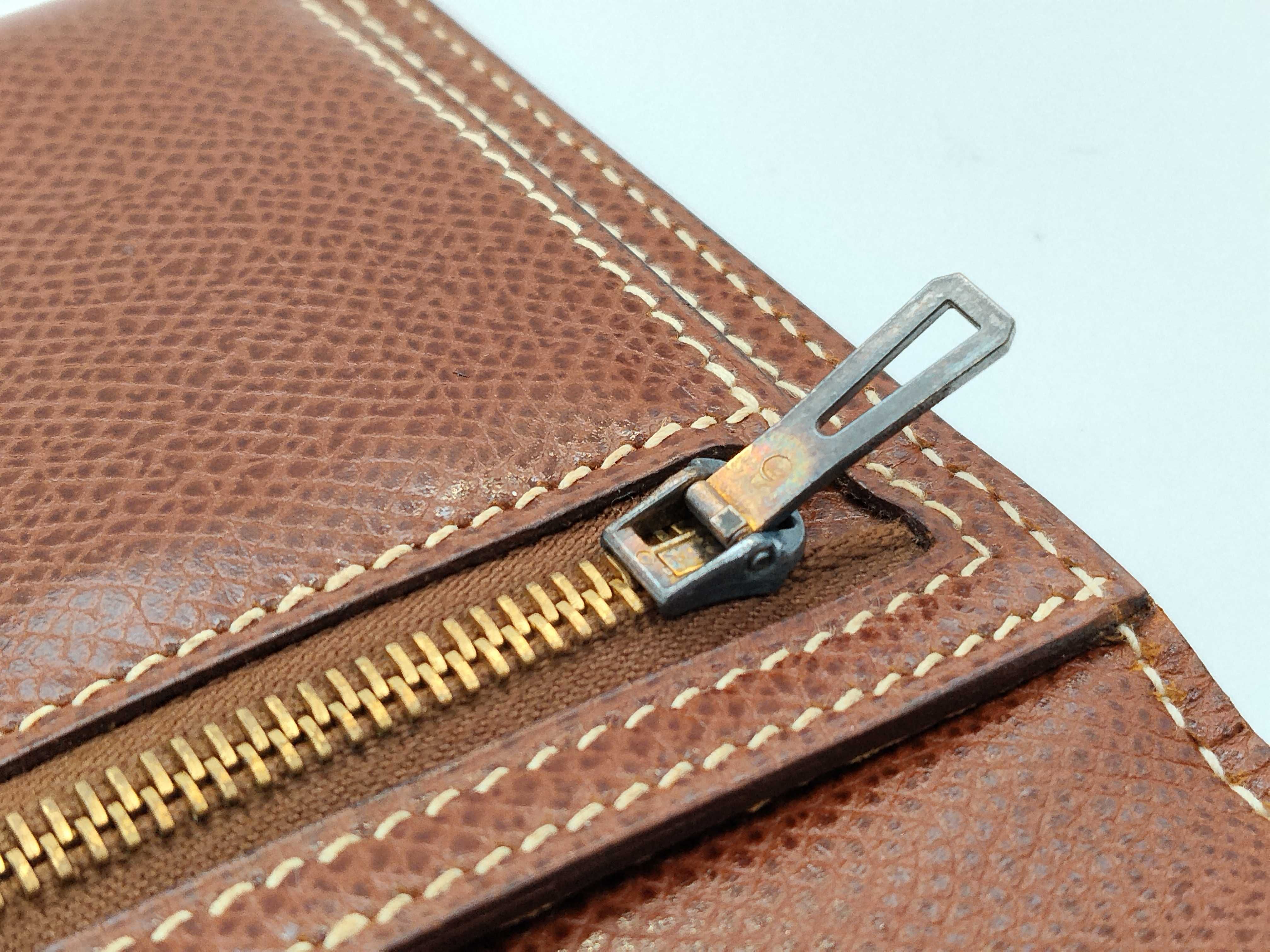 Bearn Soufflé E stamp Epsom leather wallet 32 — view 8