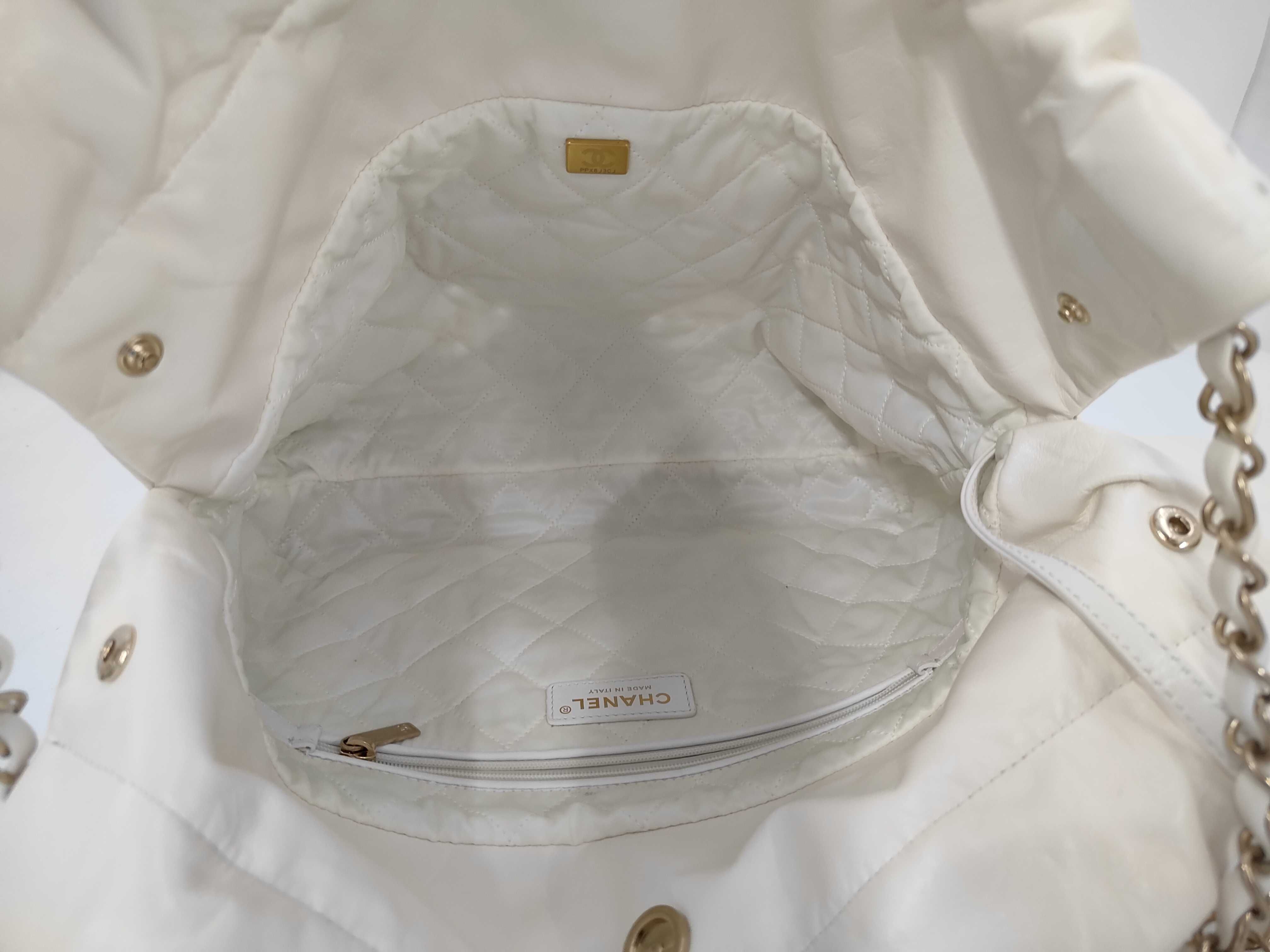 22 Small Perforated Coco Shiny Calf White Chain Shoulder Bag — view 8