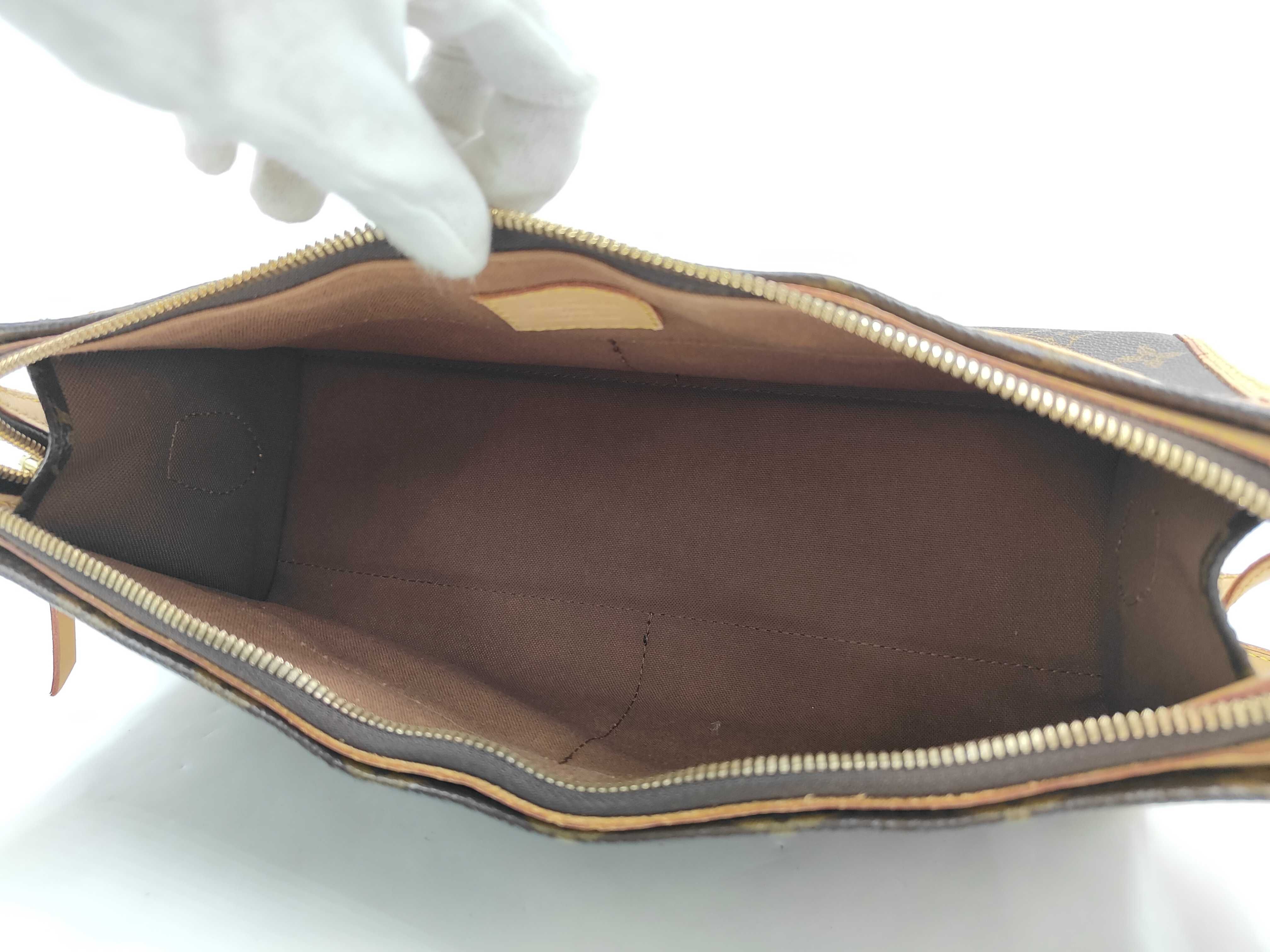 Monogram Louis Vuitton Monogram Popincourt Long DU1015 Shoulder Bag — view 10
