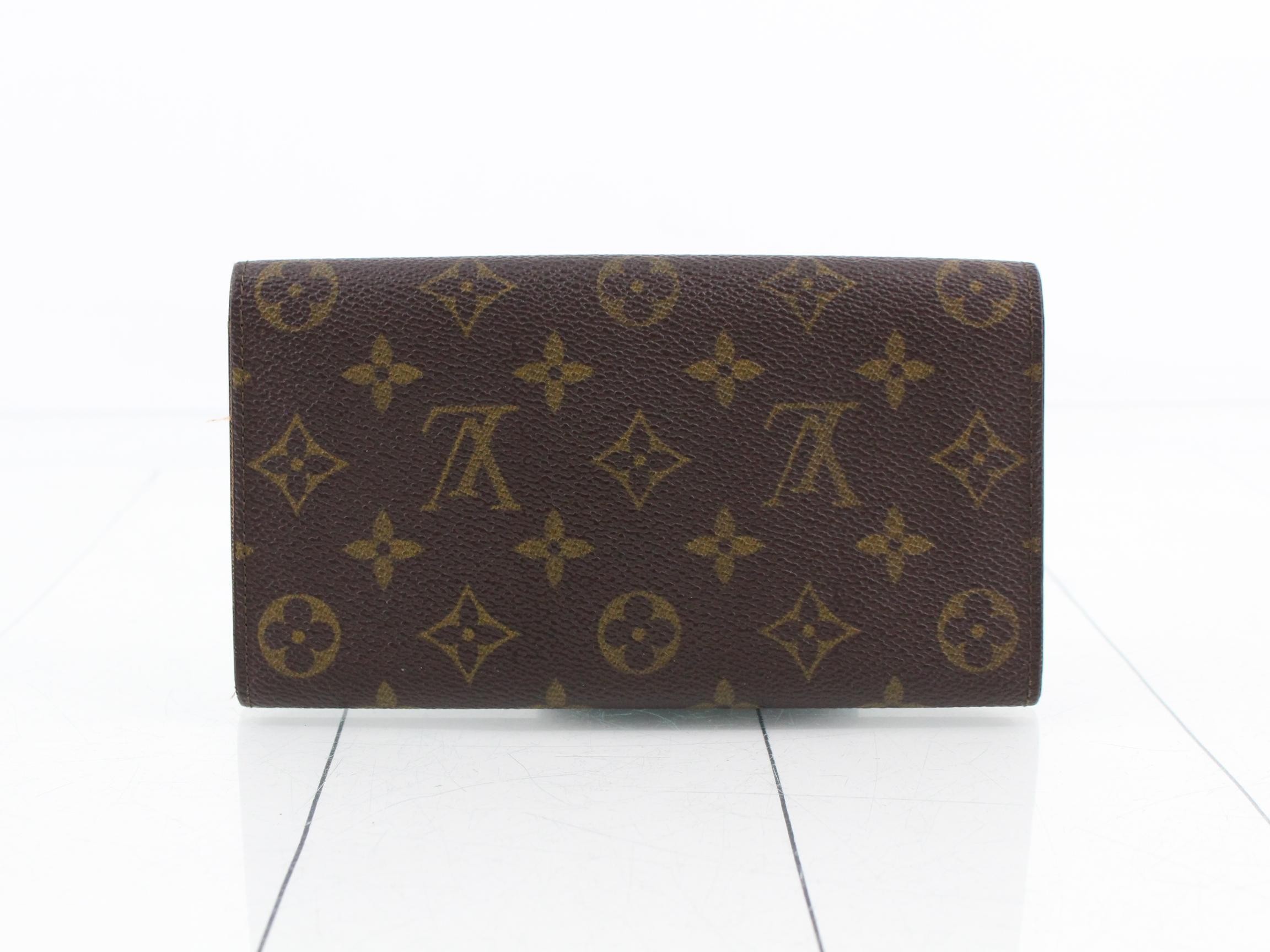 Monogram Pochette Portemonnaie Credit Bi-fold Long Wallet — view 2