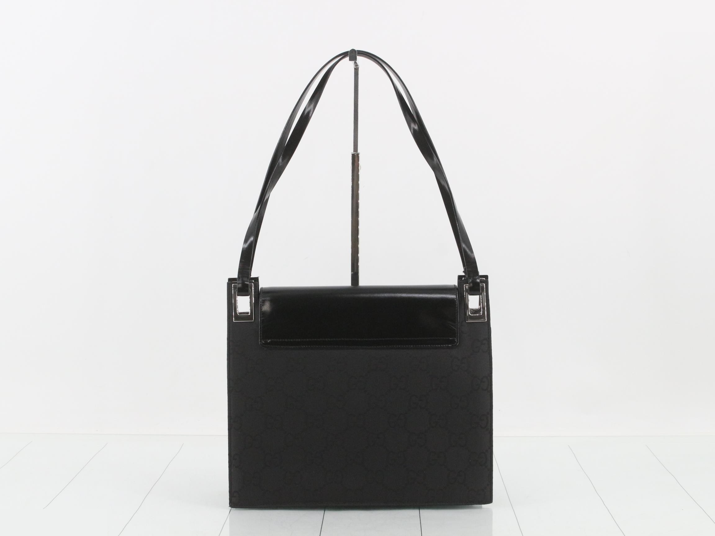 handbag — view 2