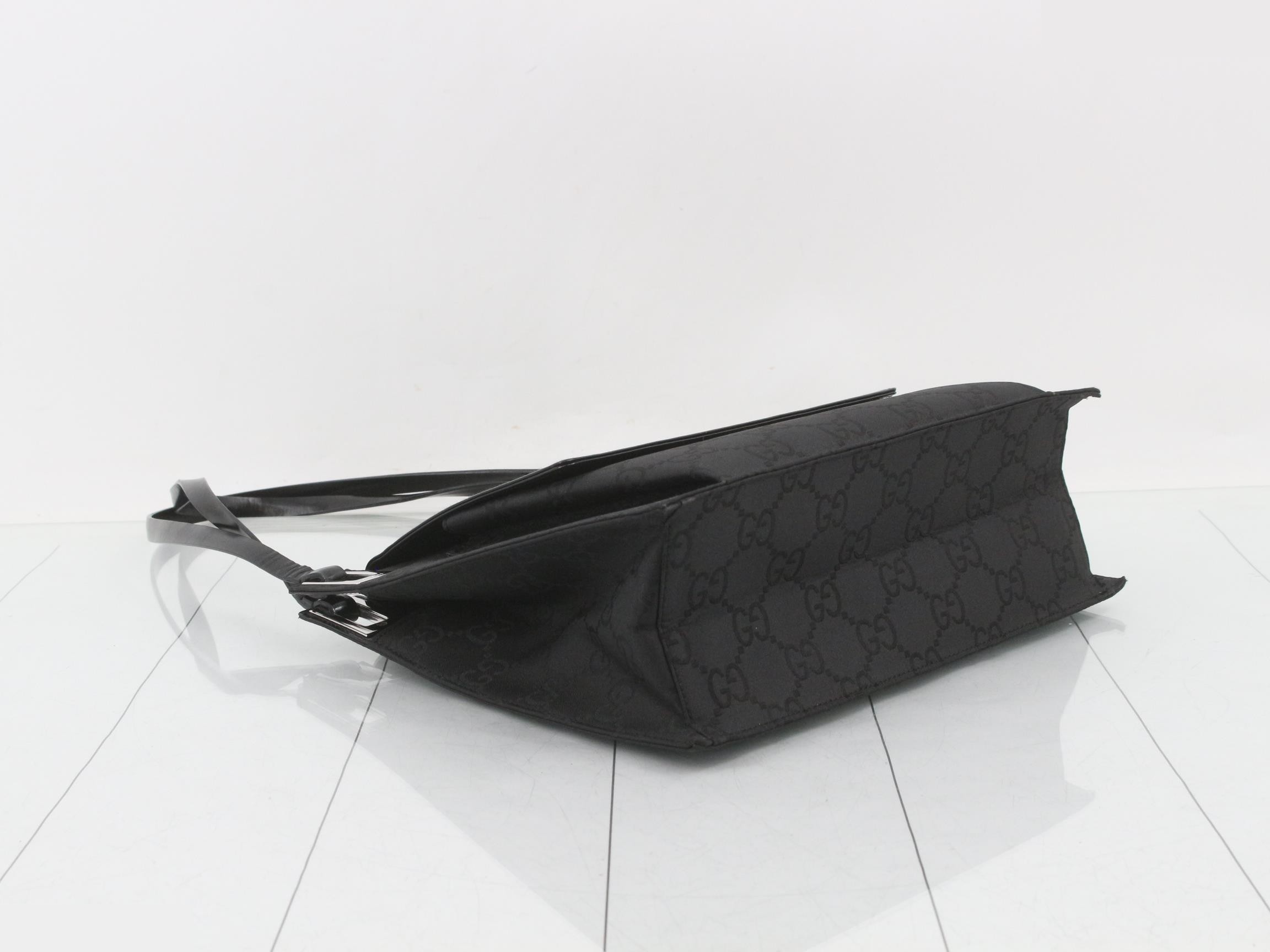 handbag — view 5