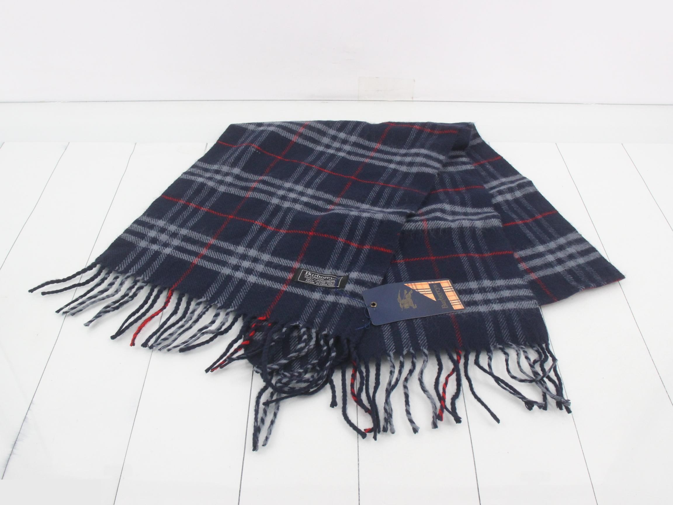 New with tags, Burberry scarf, navy. — view 2