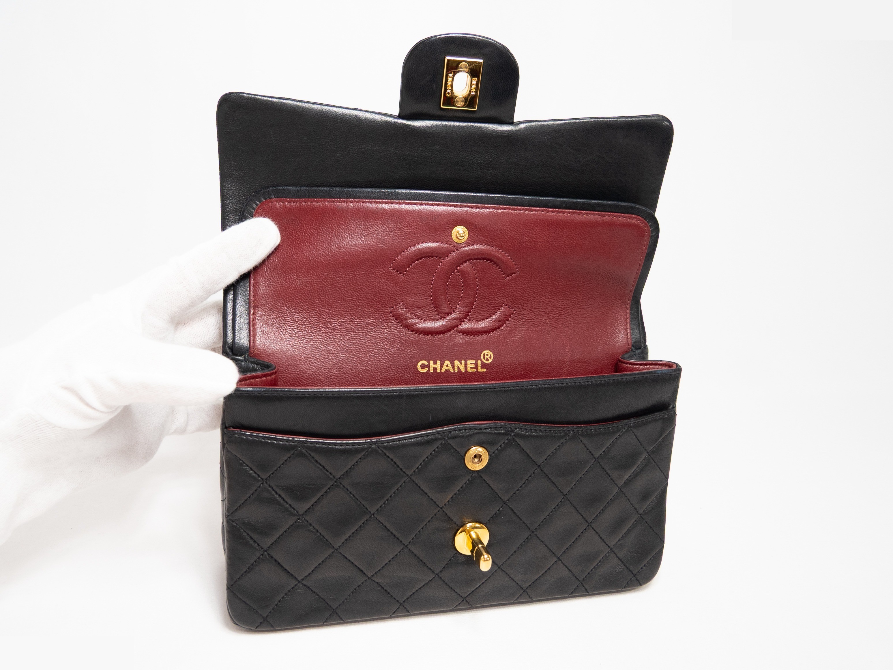 Matelassé double flap double chain lambskin black — view 8