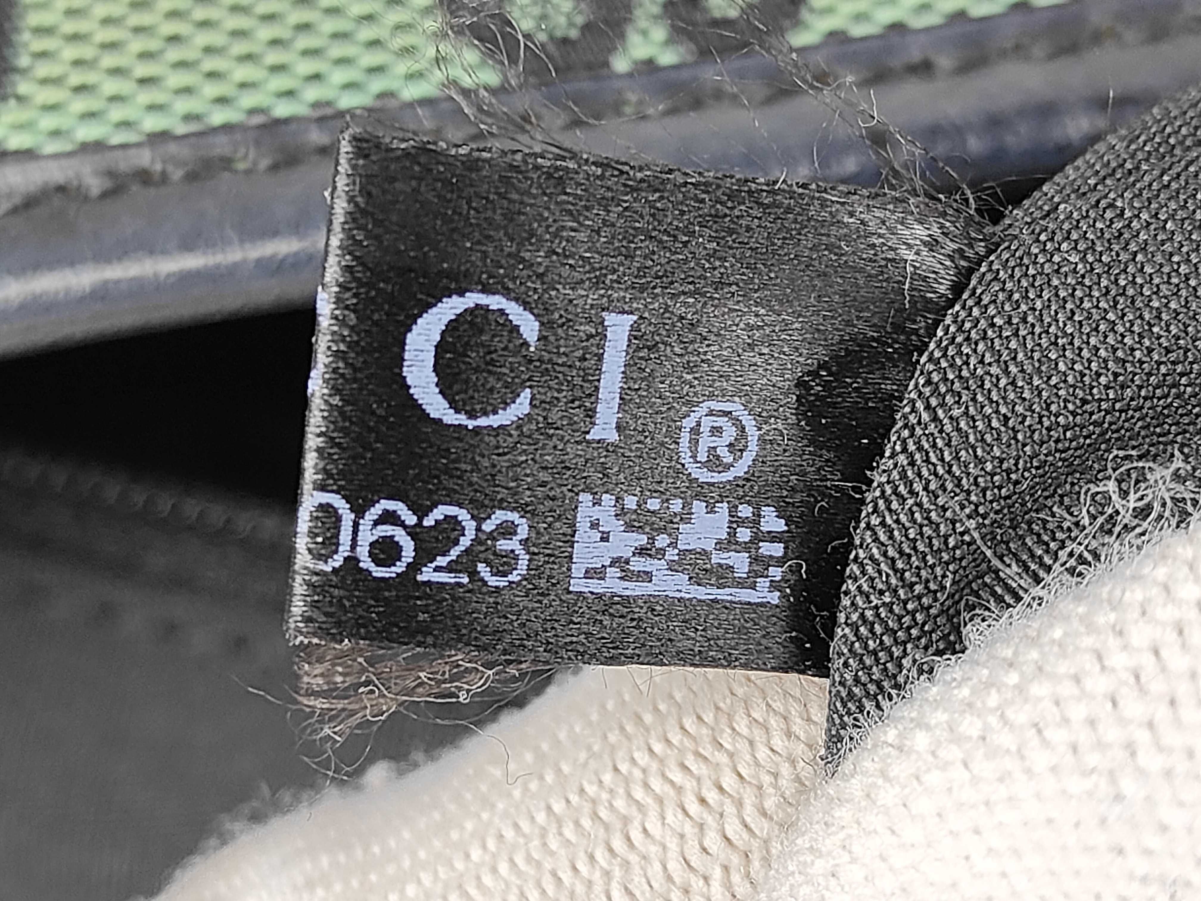 GG Canvas 272400 Shoulder Bag — view 13