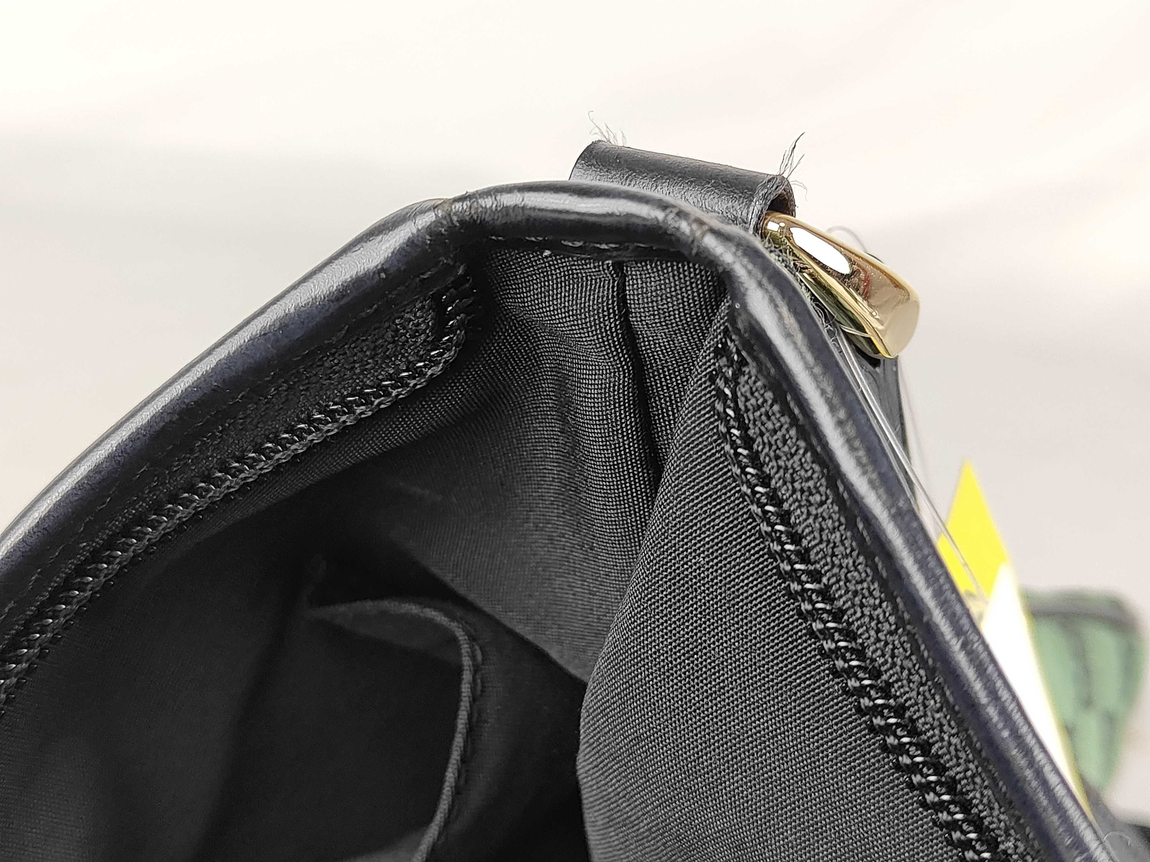 GG Canvas 272400 Shoulder Bag — view 14