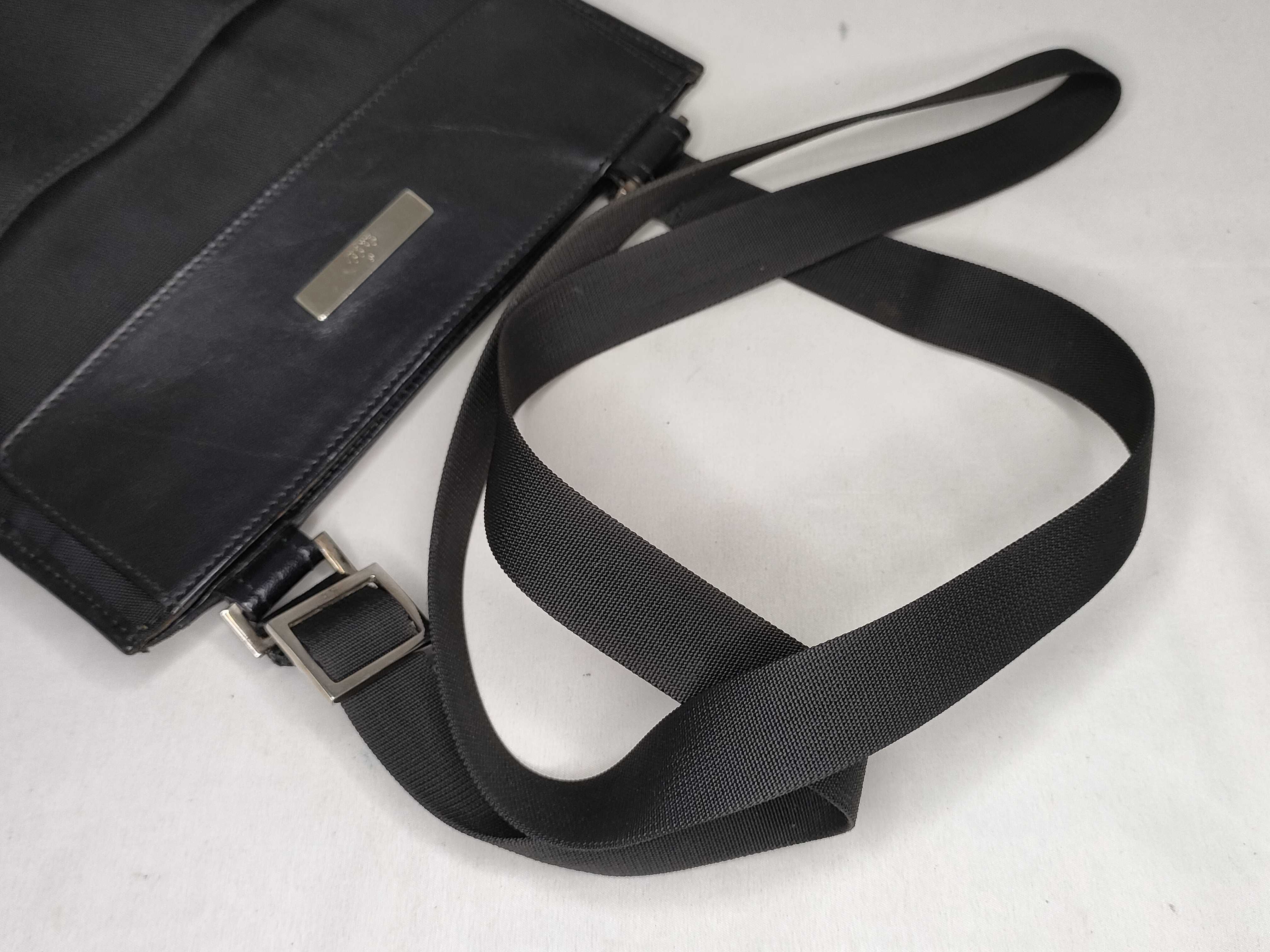 019 0348 Shoulder Bag Nylon Leather Black Shoulder Bag — view 3