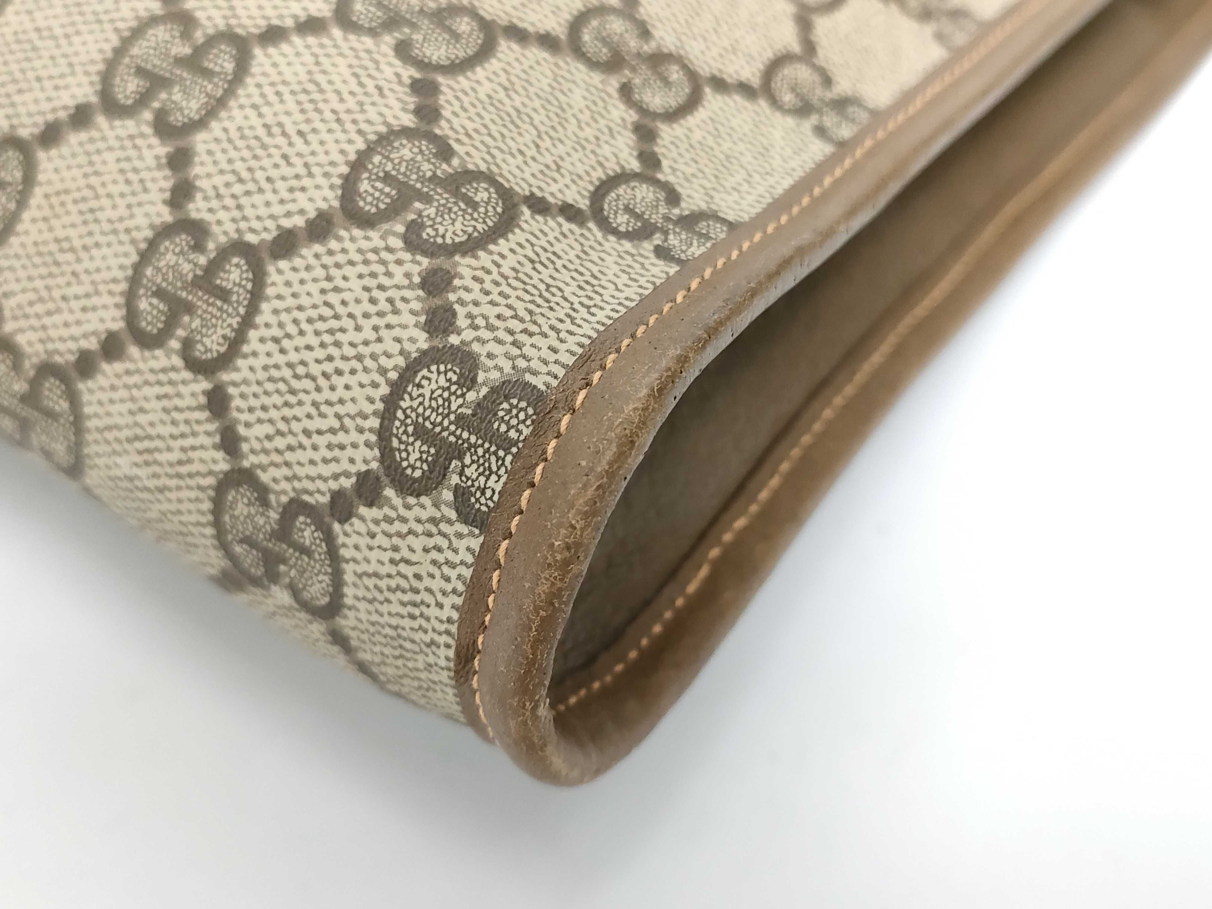 GG Supreme Old Gucci GG Supreme Clutch Bag — view 4