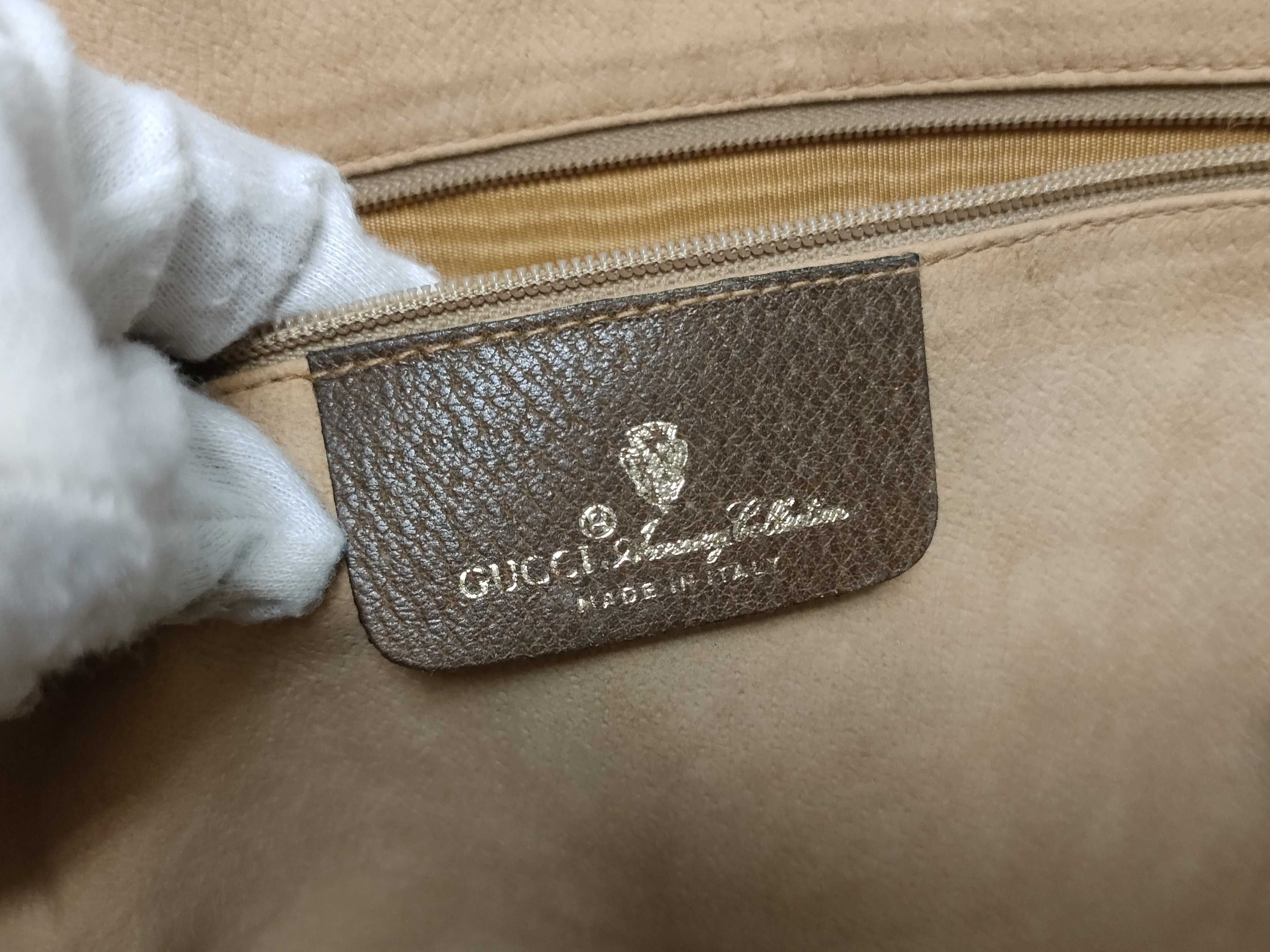 GG Supreme Old Gucci GG Supreme Clutch Bag — view 7