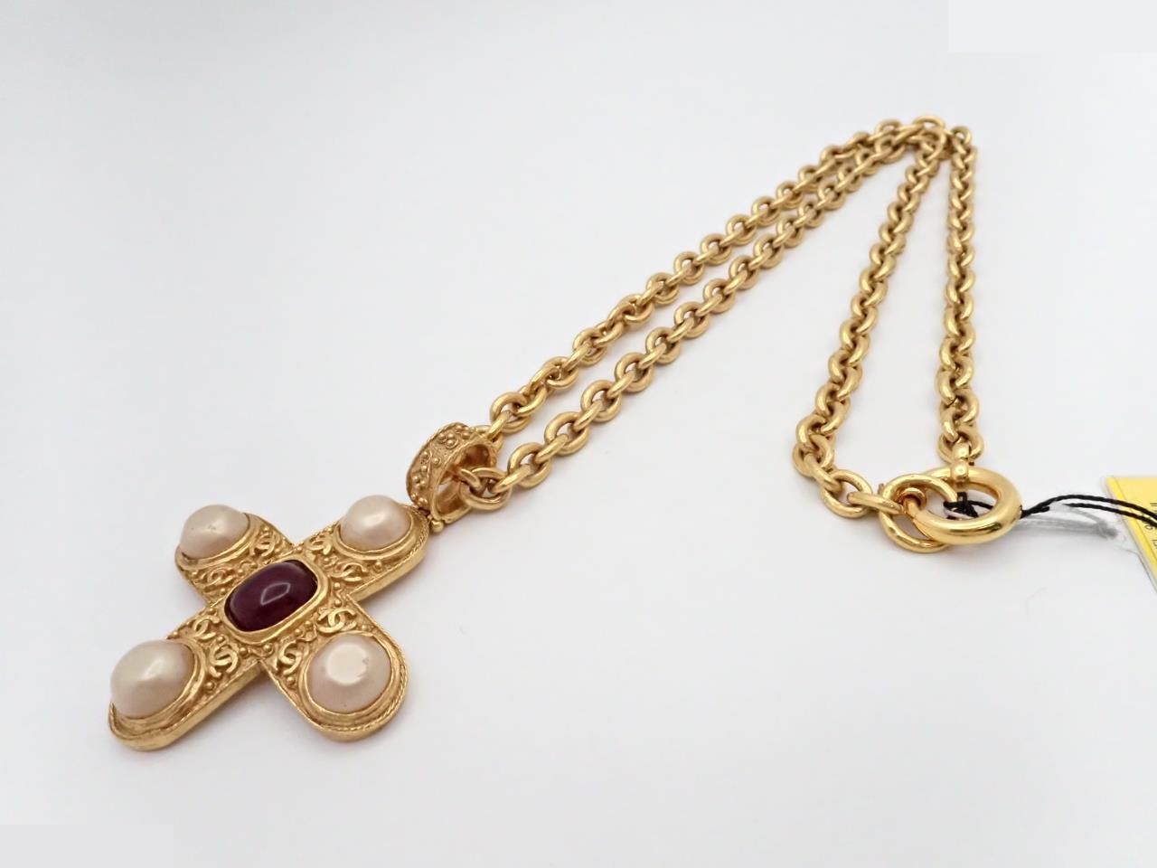 Vintage (precious metal) necklace pendant, chain approximately 84cm — view 3