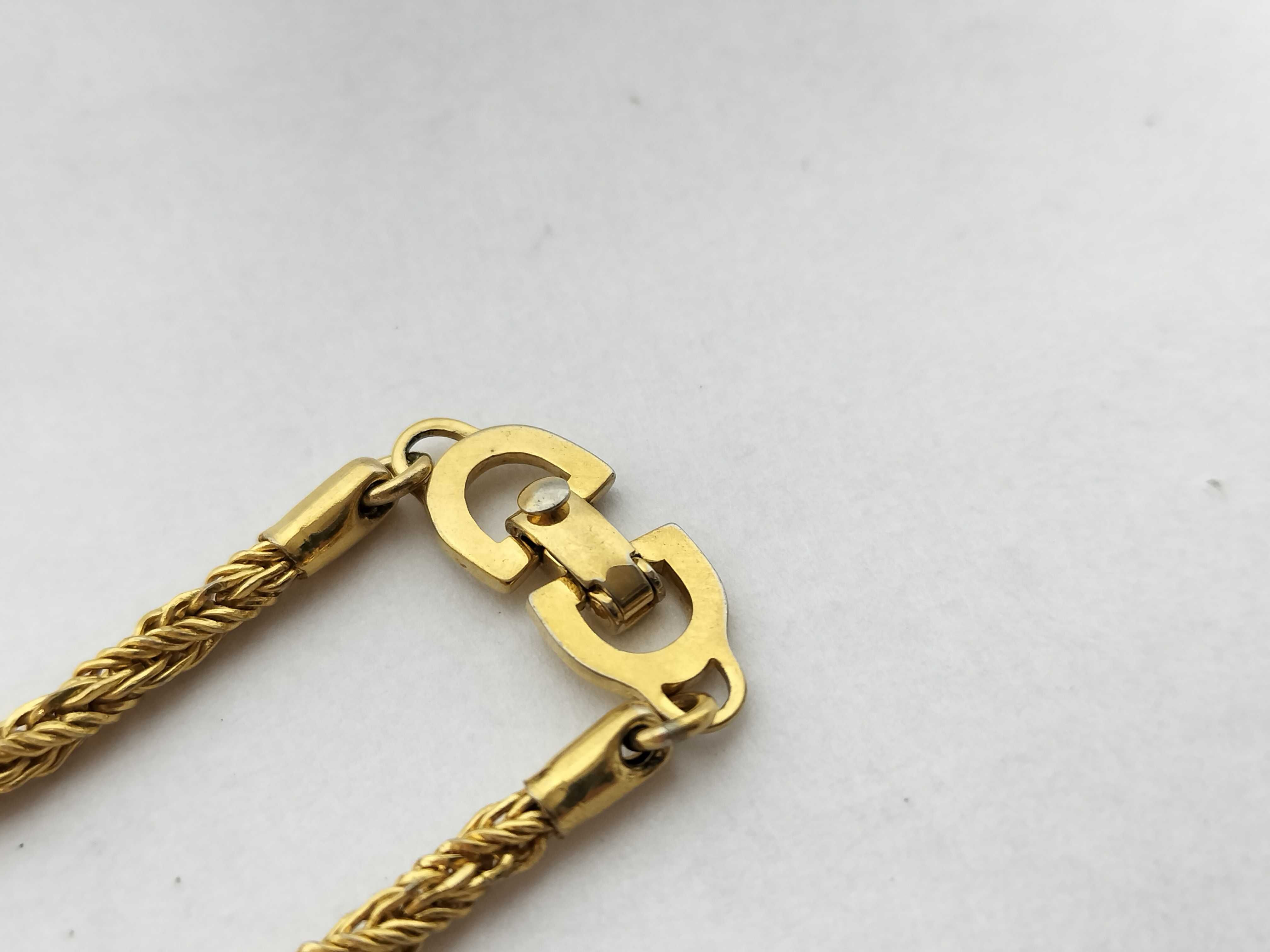 necklace — view 3