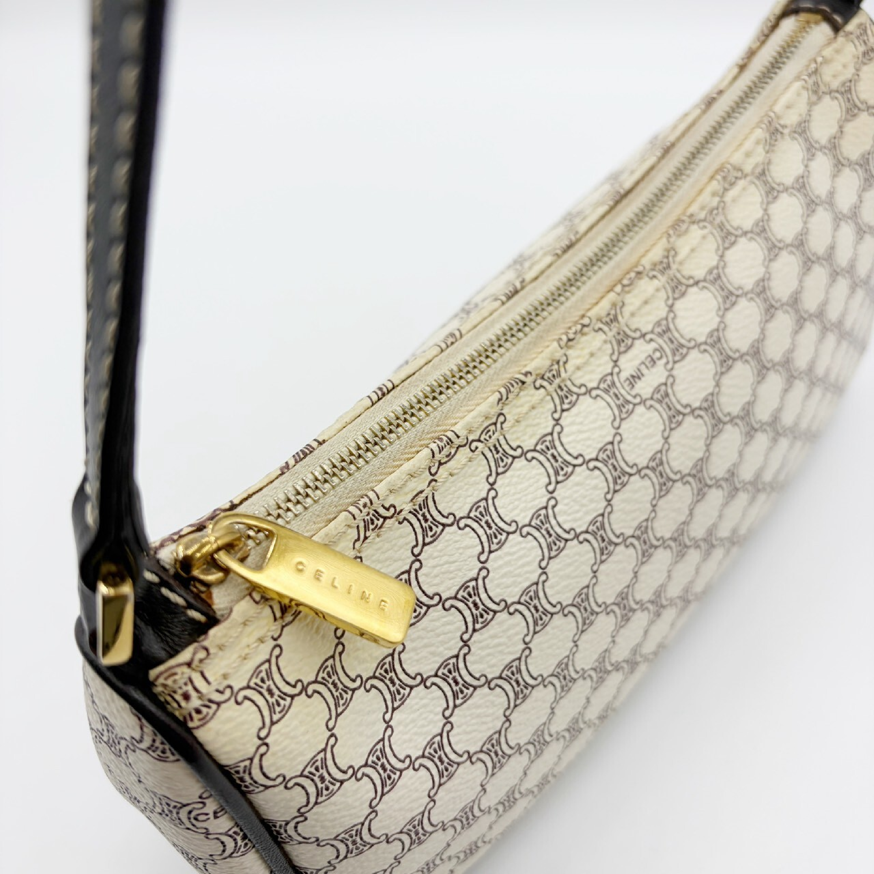 Macadam Accessory Pouch — view 6