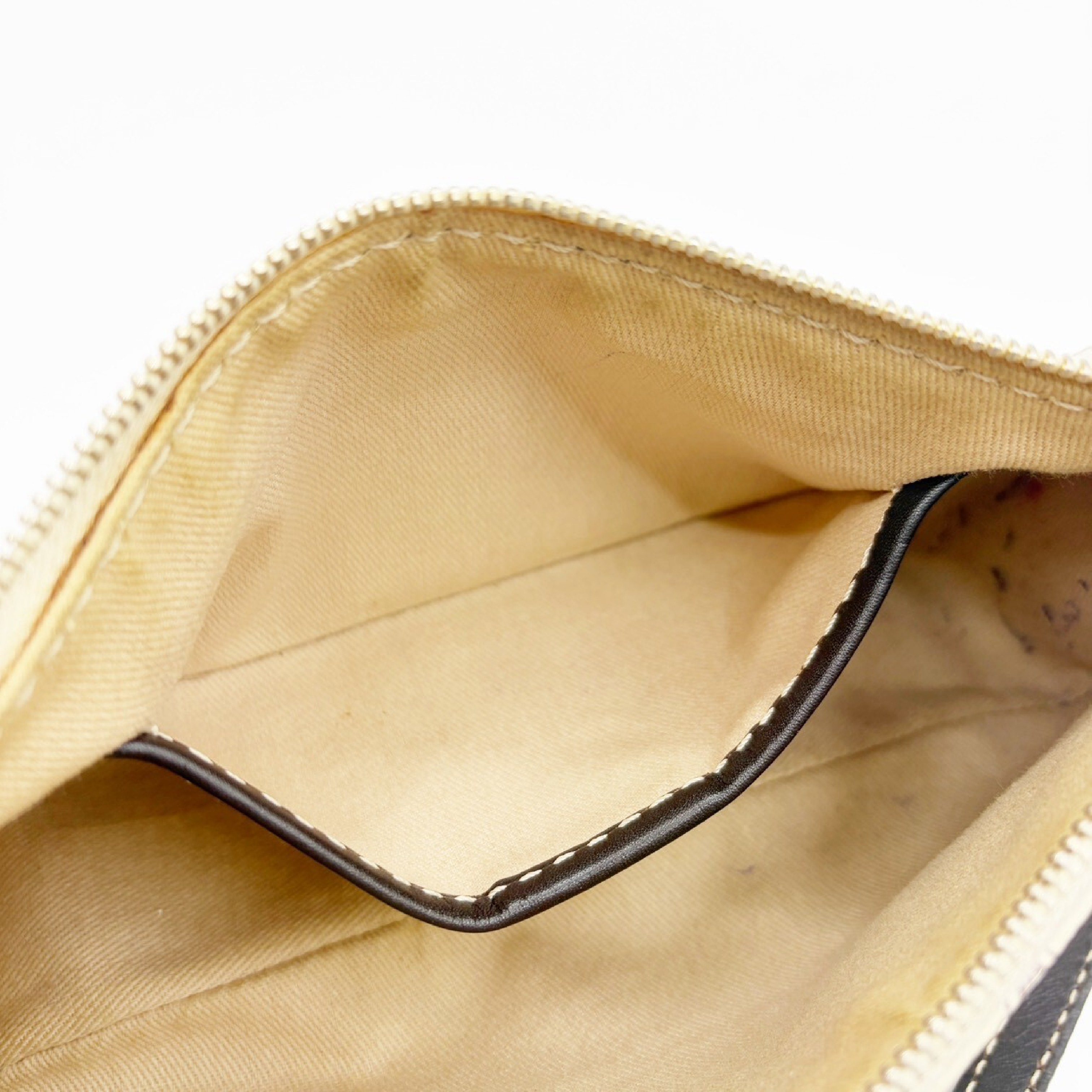 Macadam Accessory Pouch — view 9