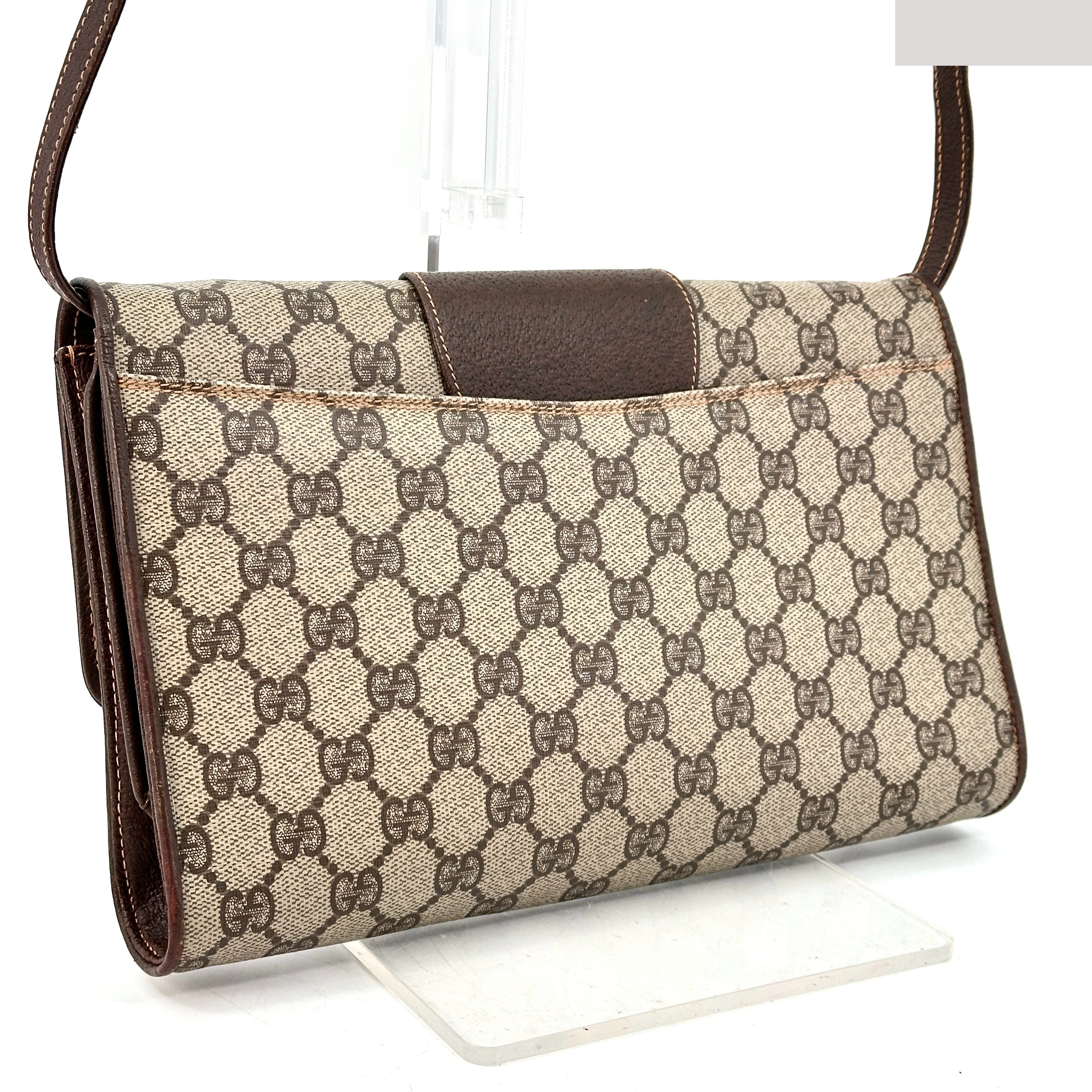 GG Supreme Canvas Shoulder Bag — view 3