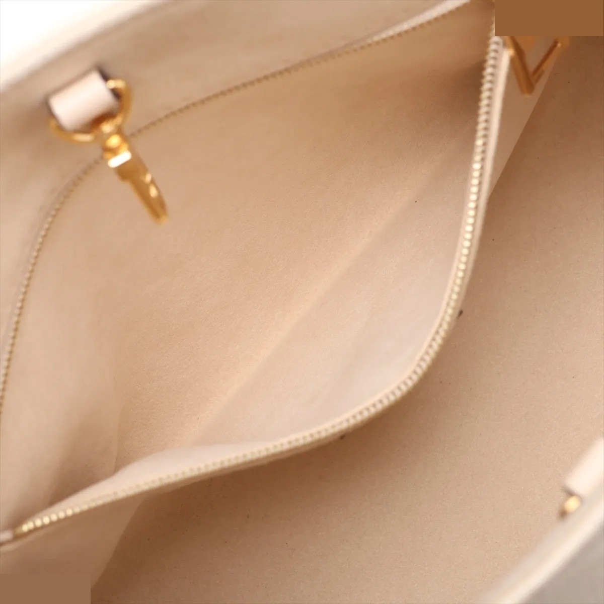 Monogram Empreinte OnTheGo PM — view 6