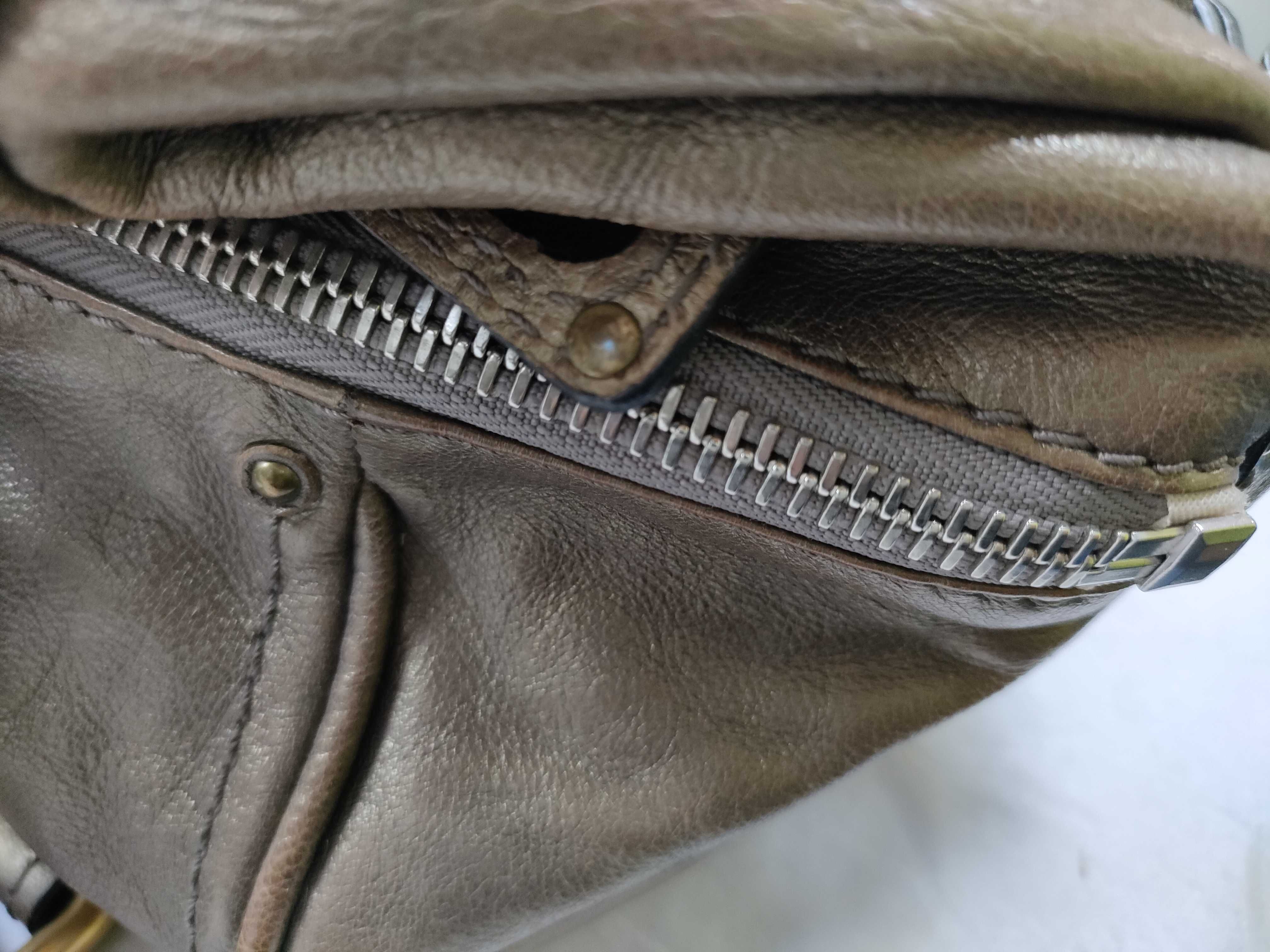 Paddington leather handbag, brown, with stains. — view 6