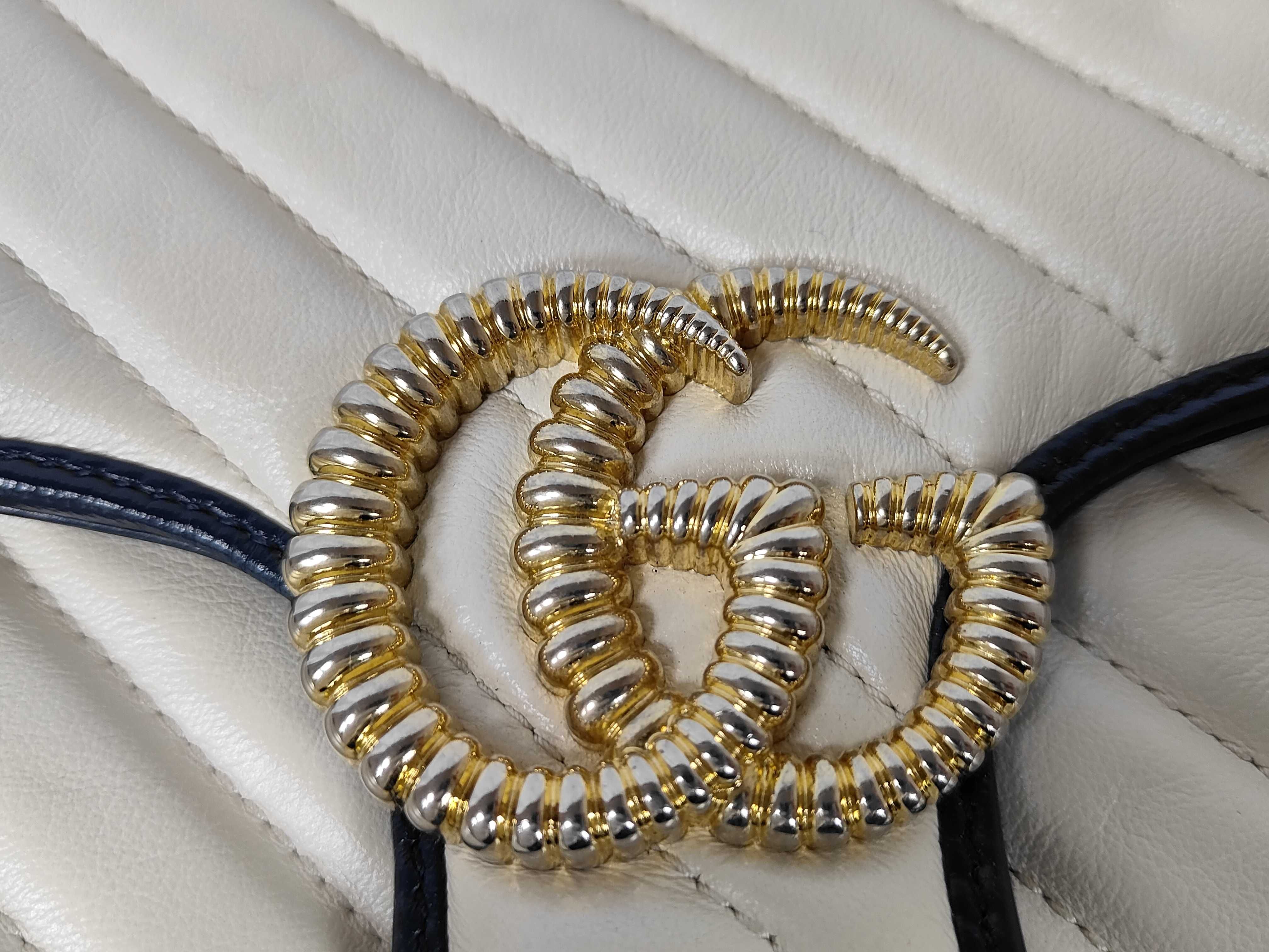 GG Marmont White Medium Shoulder Bag — view 12