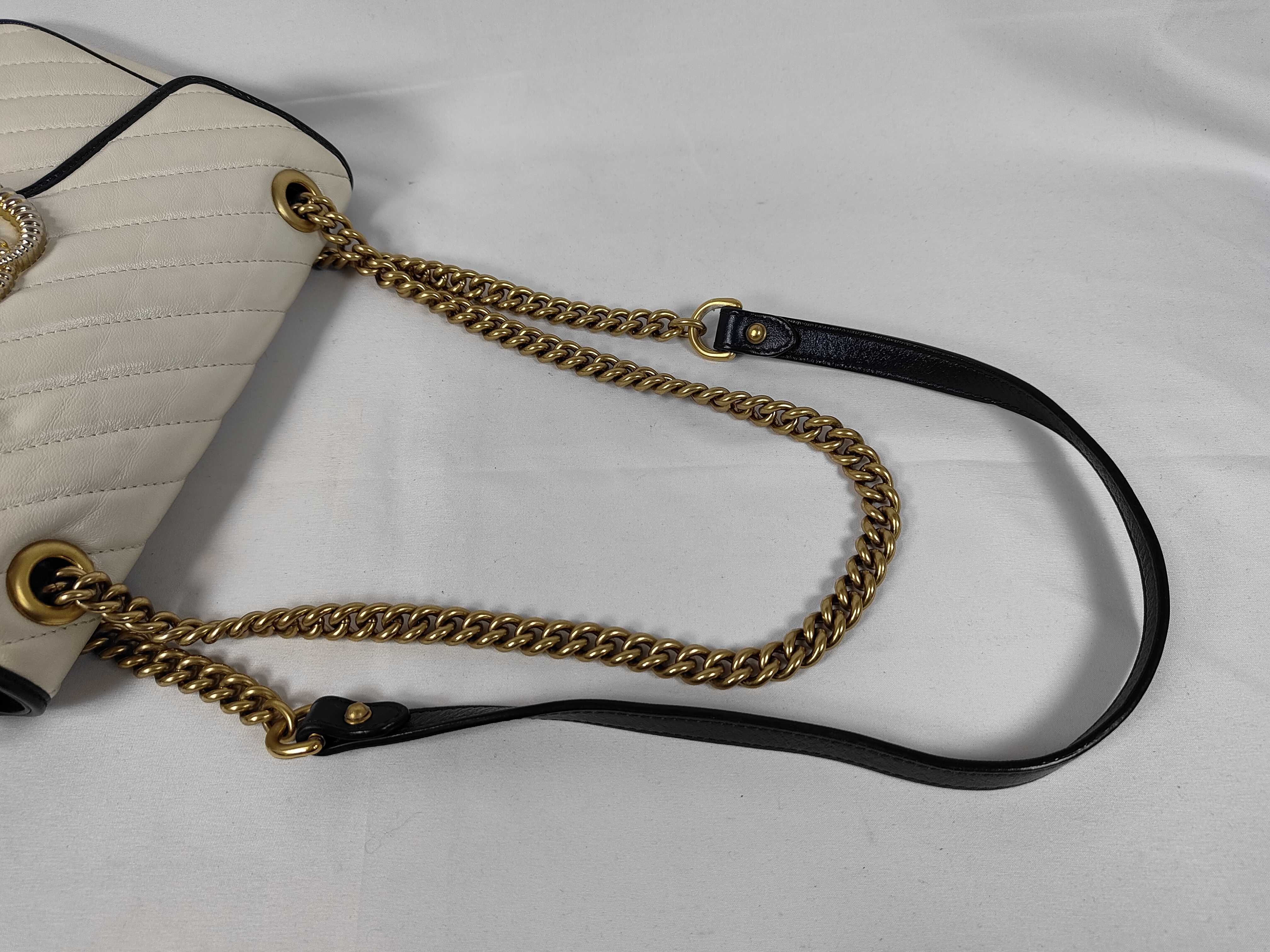 GG Marmont White Medium Shoulder Bag — view 3