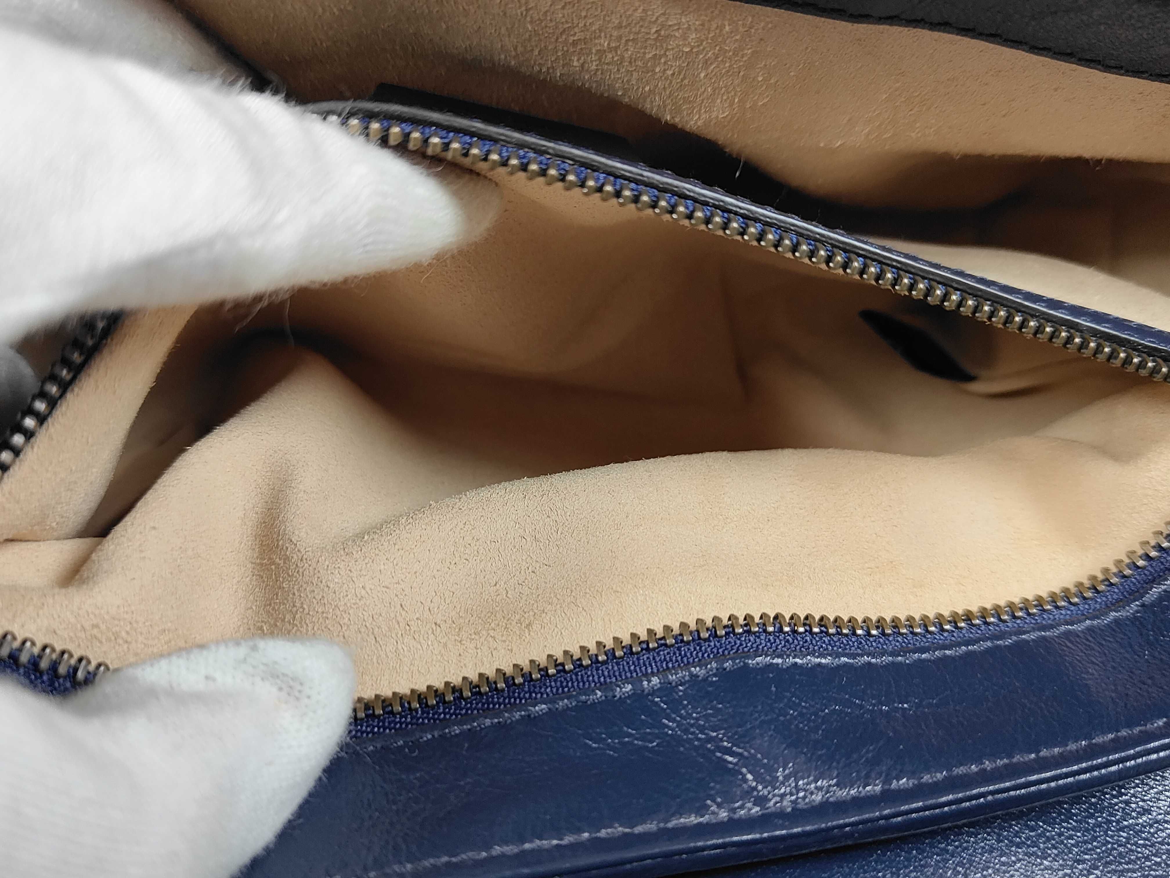 GG Marmont White Medium Shoulder Bag — view 10