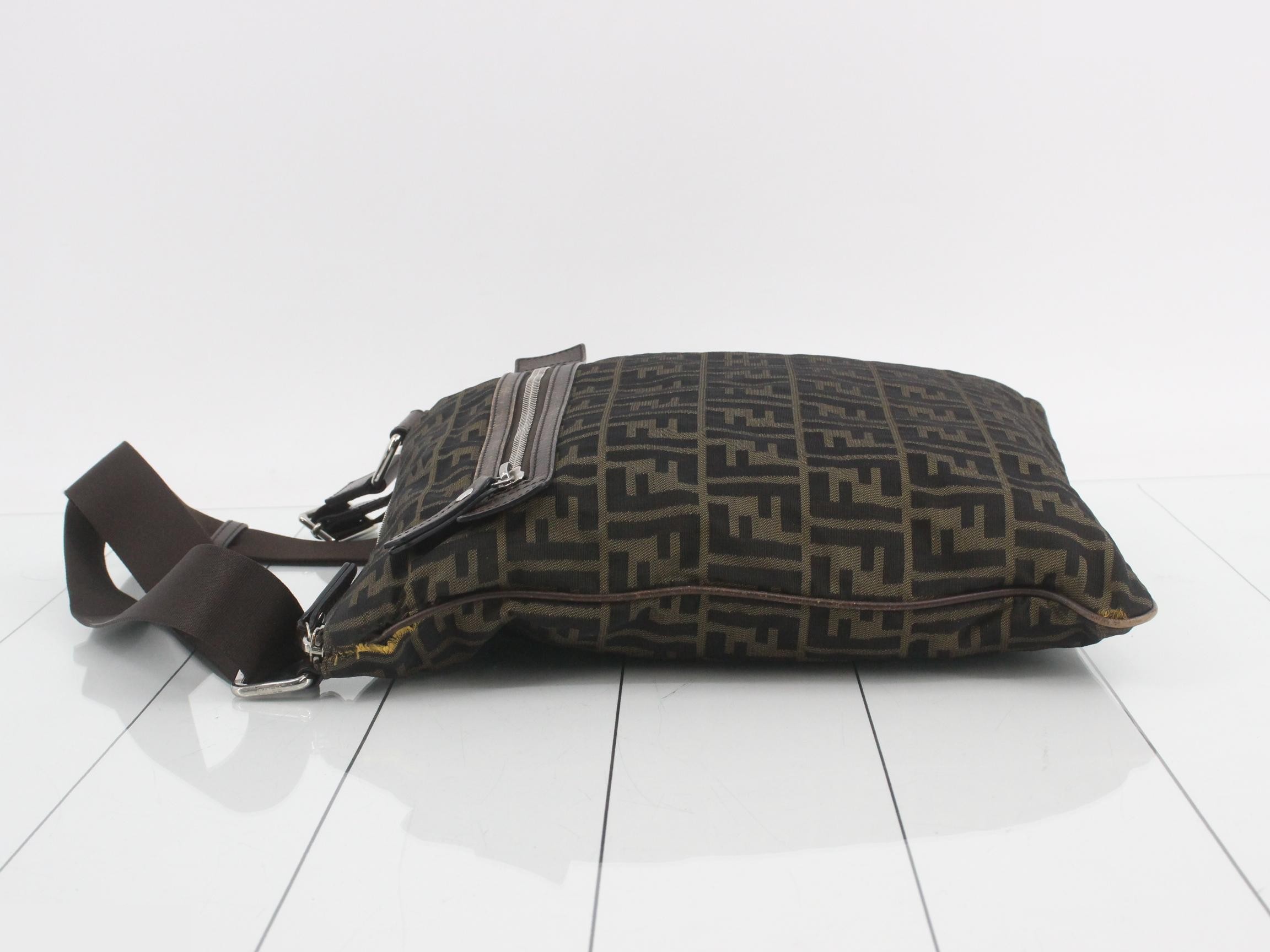 Zucca Canvas Shoulder Bag — view 4