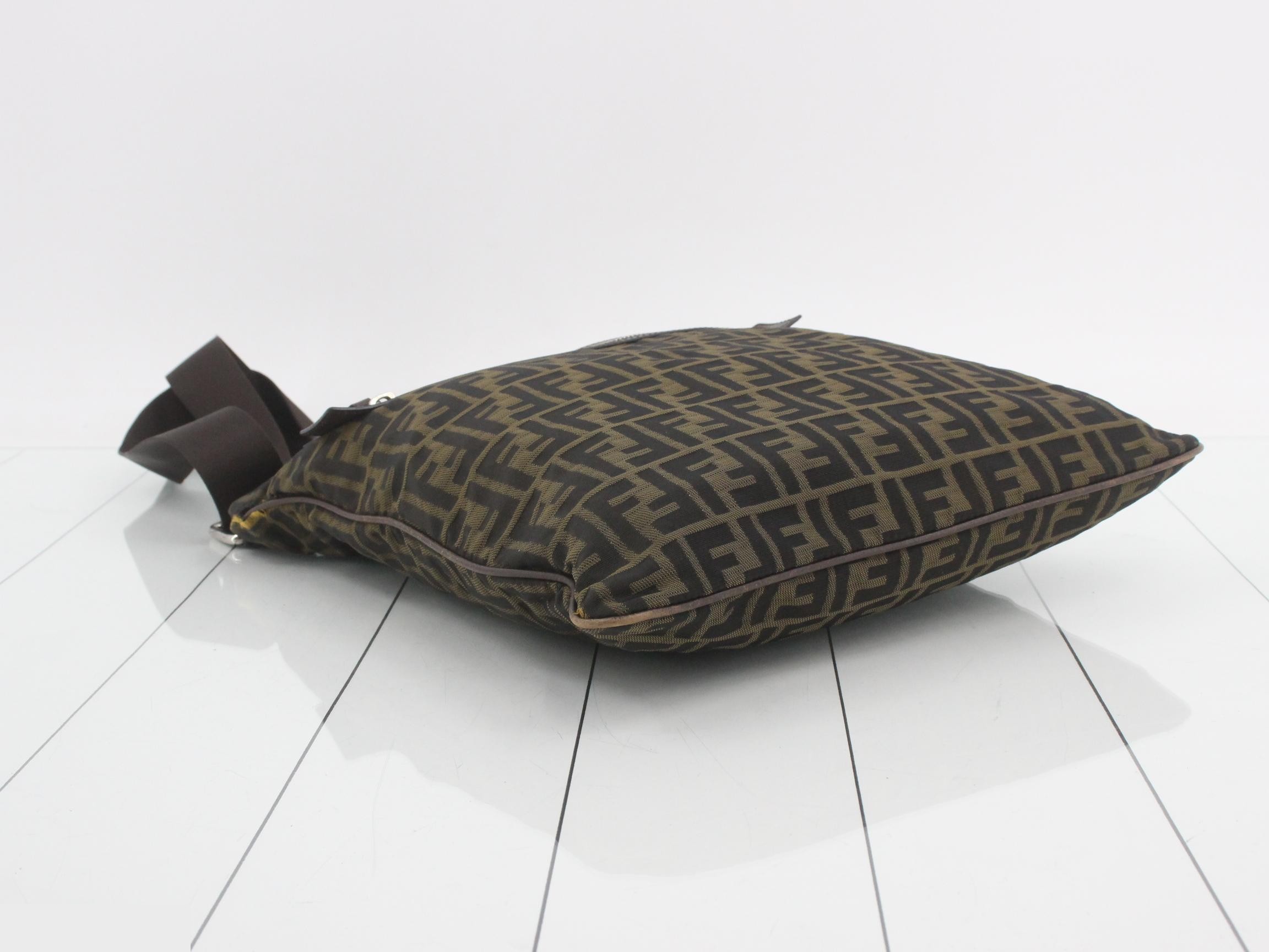Zucca Canvas Shoulder Bag — view 5