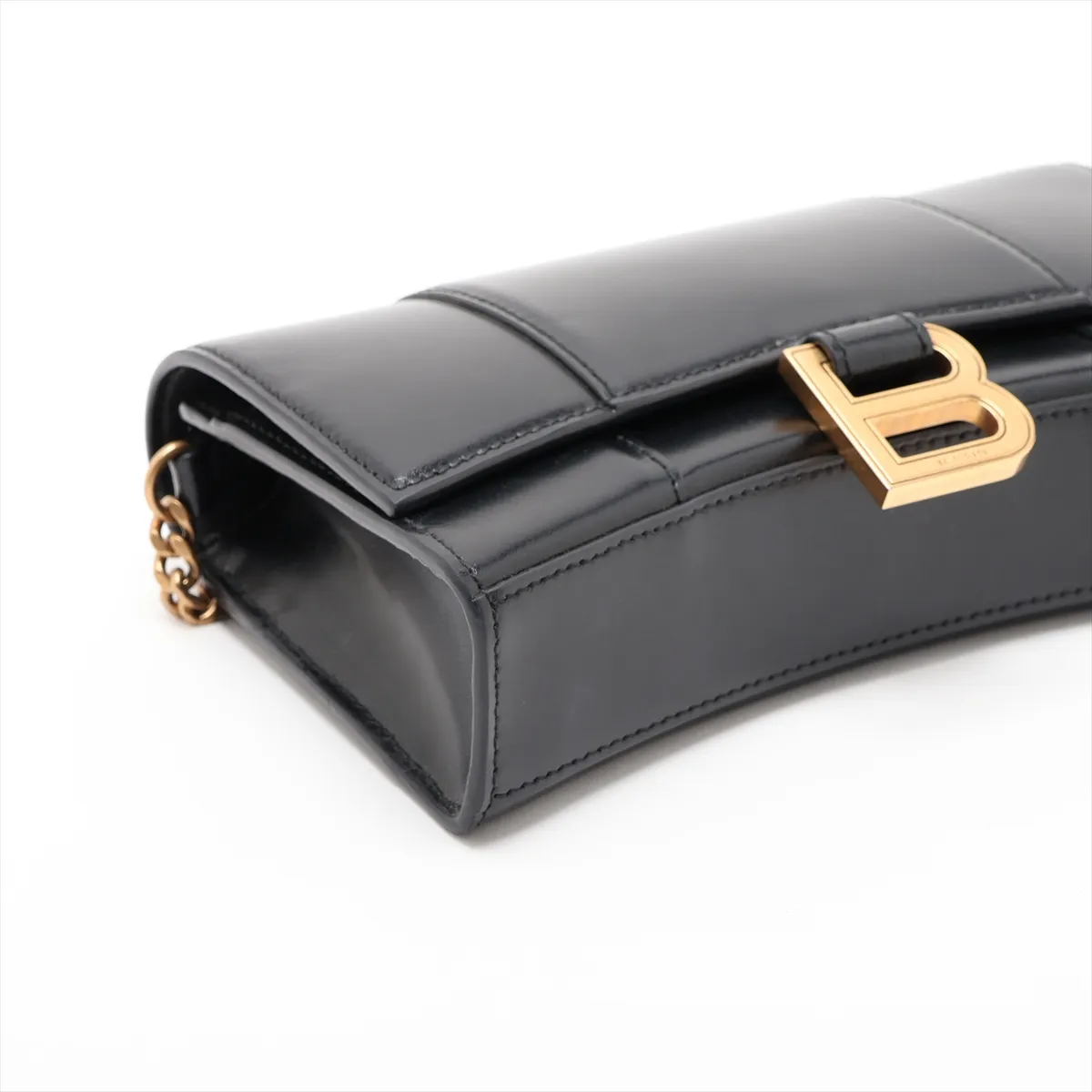 Hourglass Leather Chain Shoulder Bag, Black 656050 — view 4