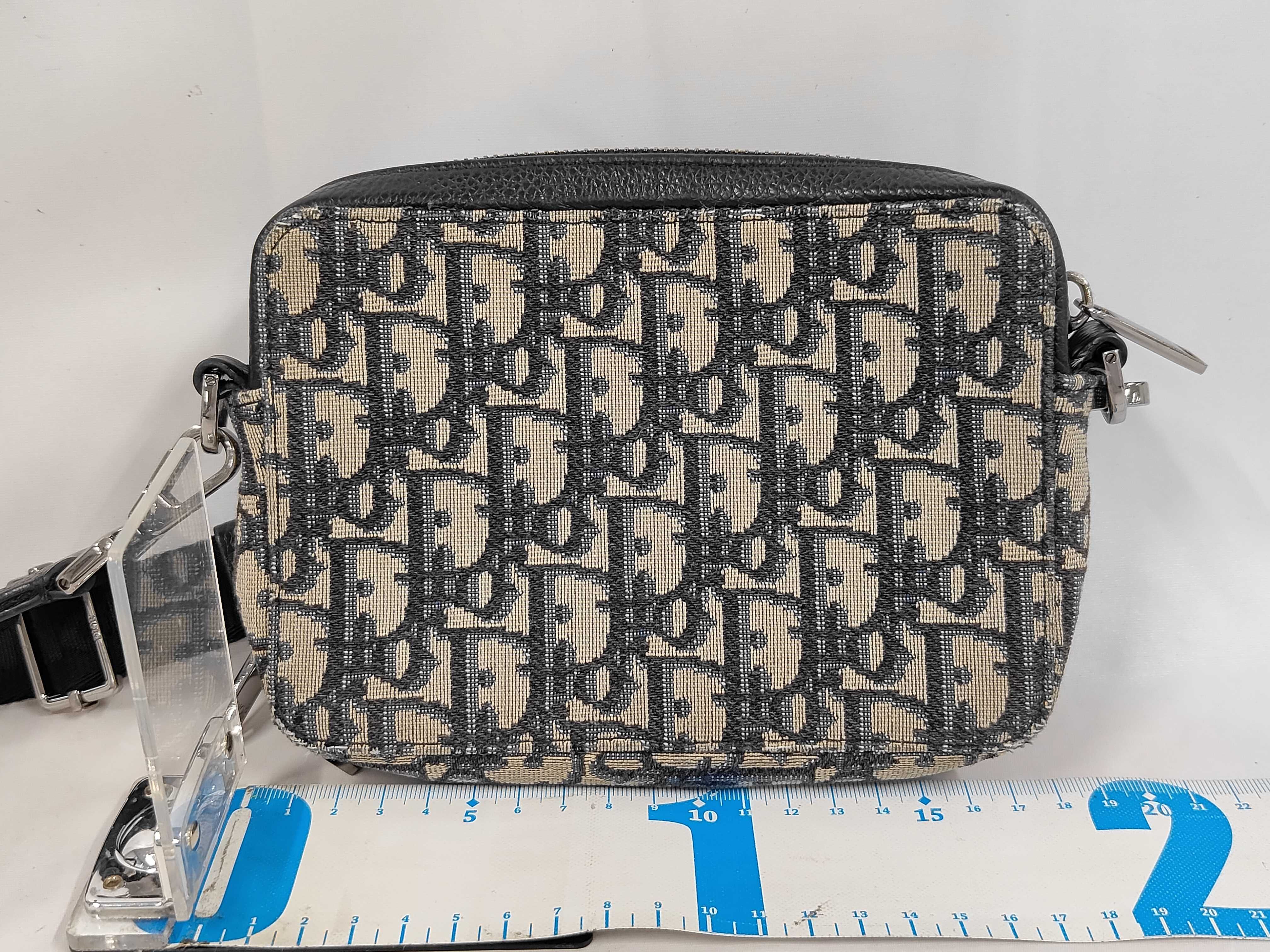 shoulder bag — view 2